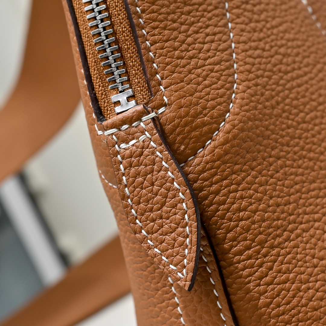 Hermès Bolide Messenger Bag - DesignerGu