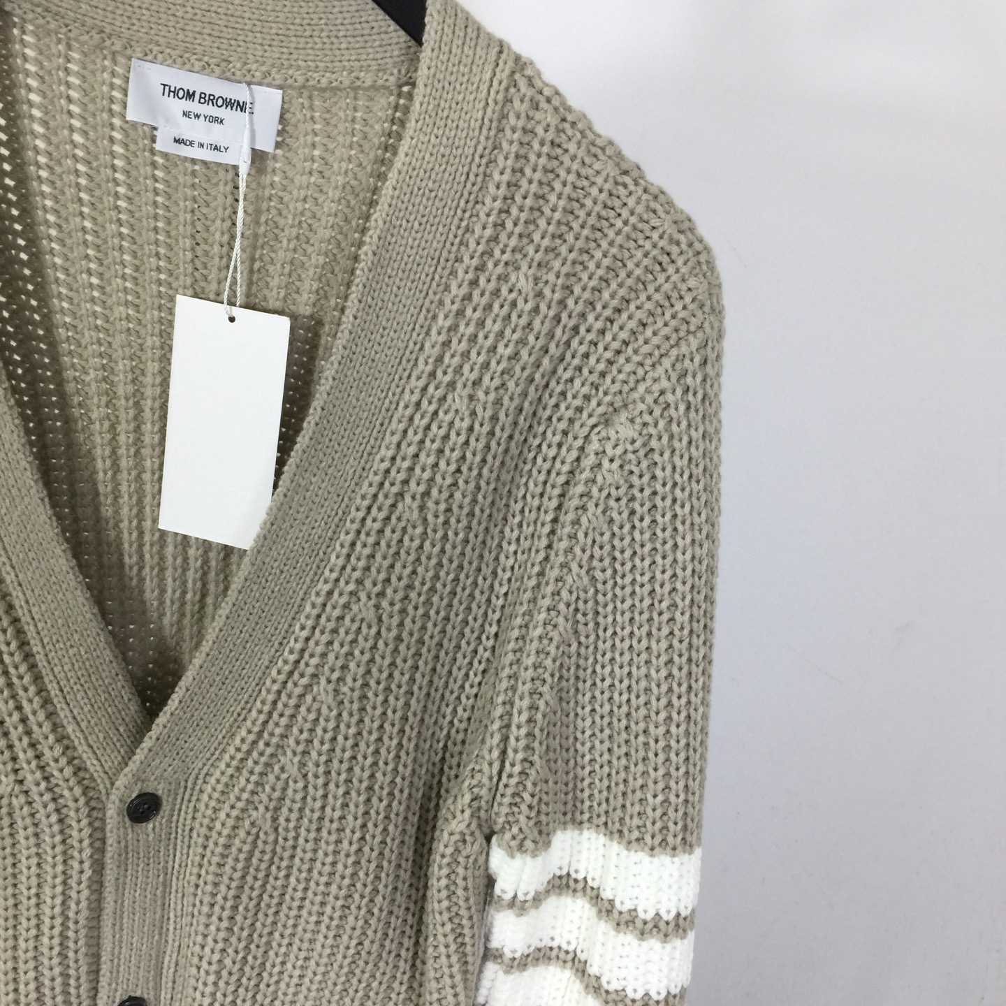 Thom Browne 4-Bar Cardigan - DesignerGu