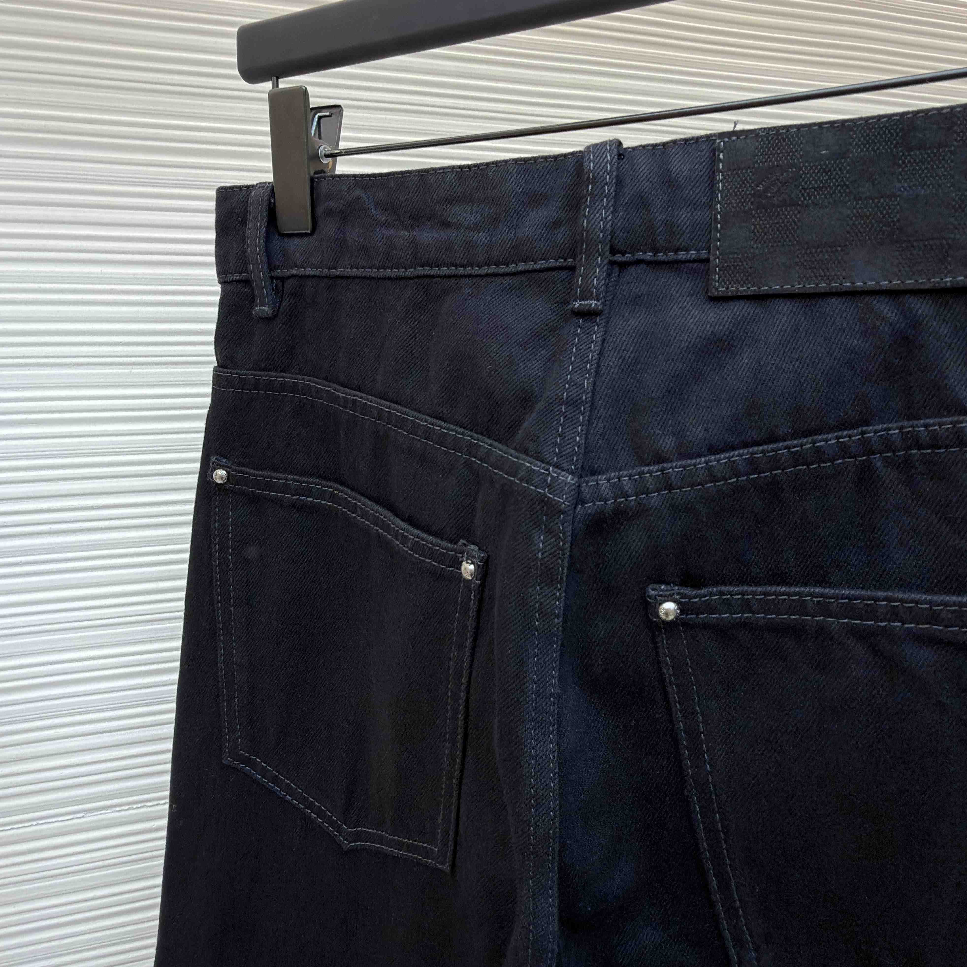 Louis Vuitton Monogram Destroy Denim Pants - DesignerGu