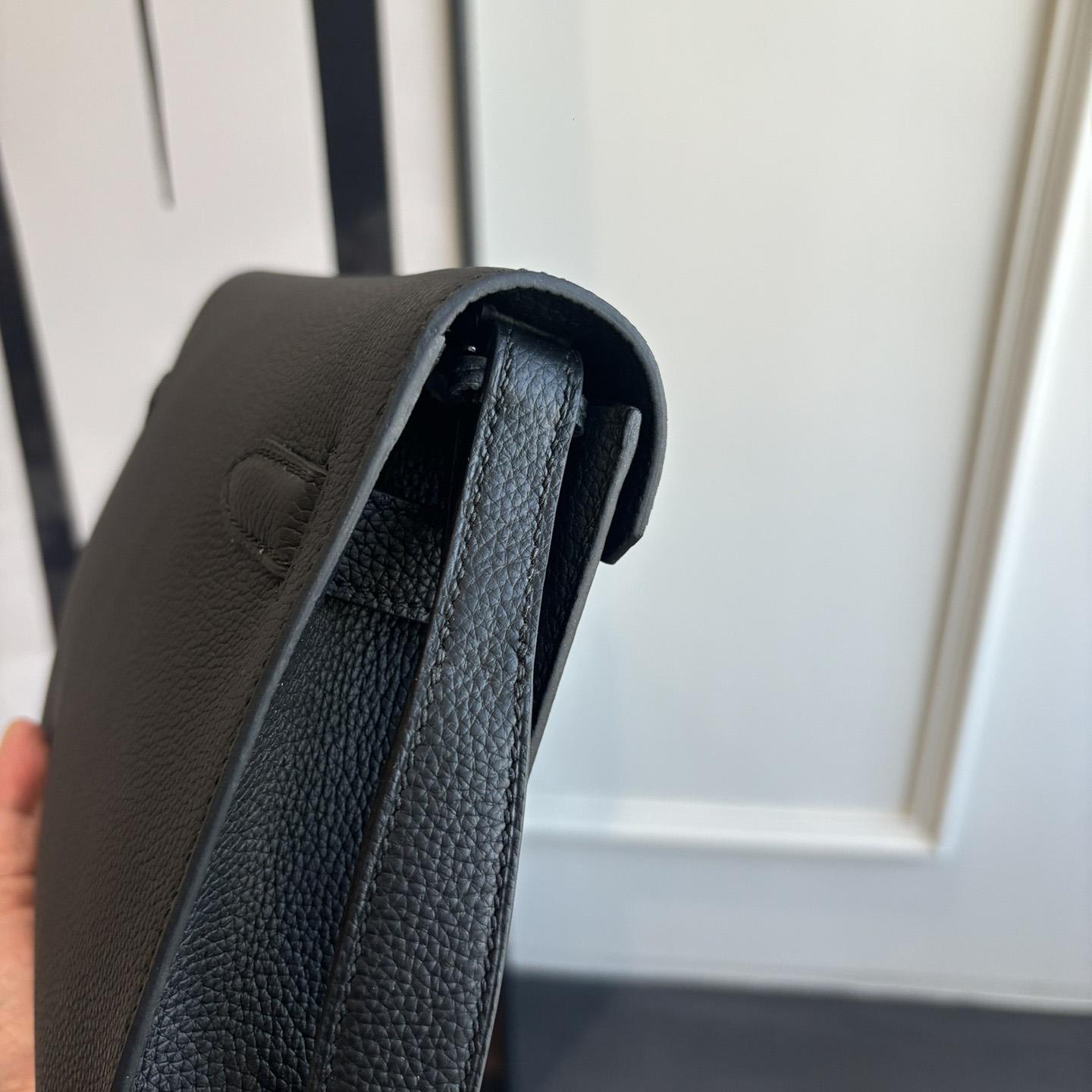 Hermes Kelly Depeches 25 Pouch - DesignerGu