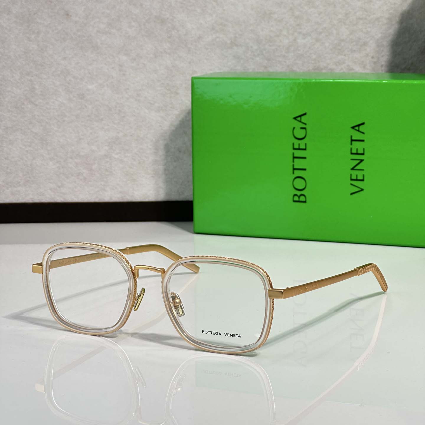 Bottega Veneta BV1427OA Sunglasses   - DesignerGu