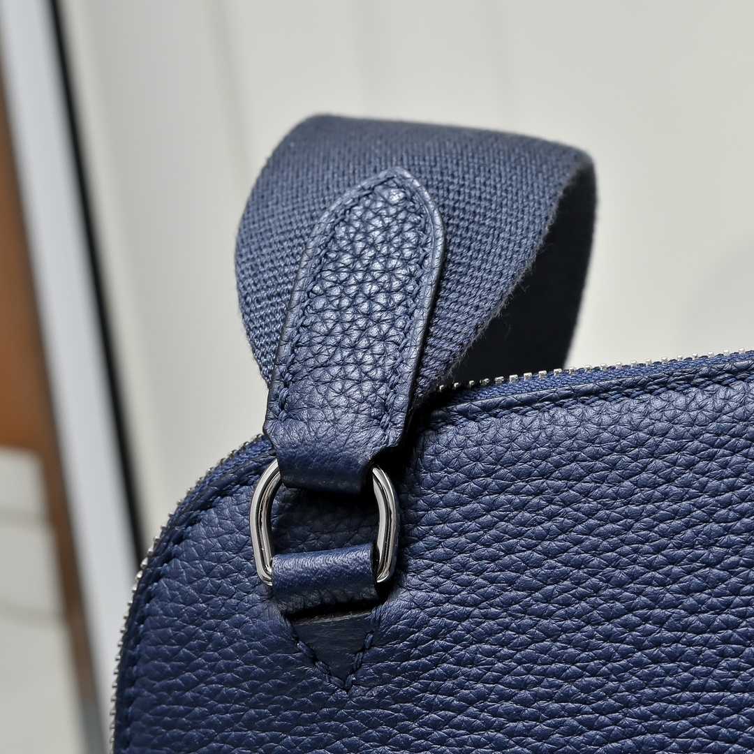 Hermès Bolide Messenger Bag - DesignerGu