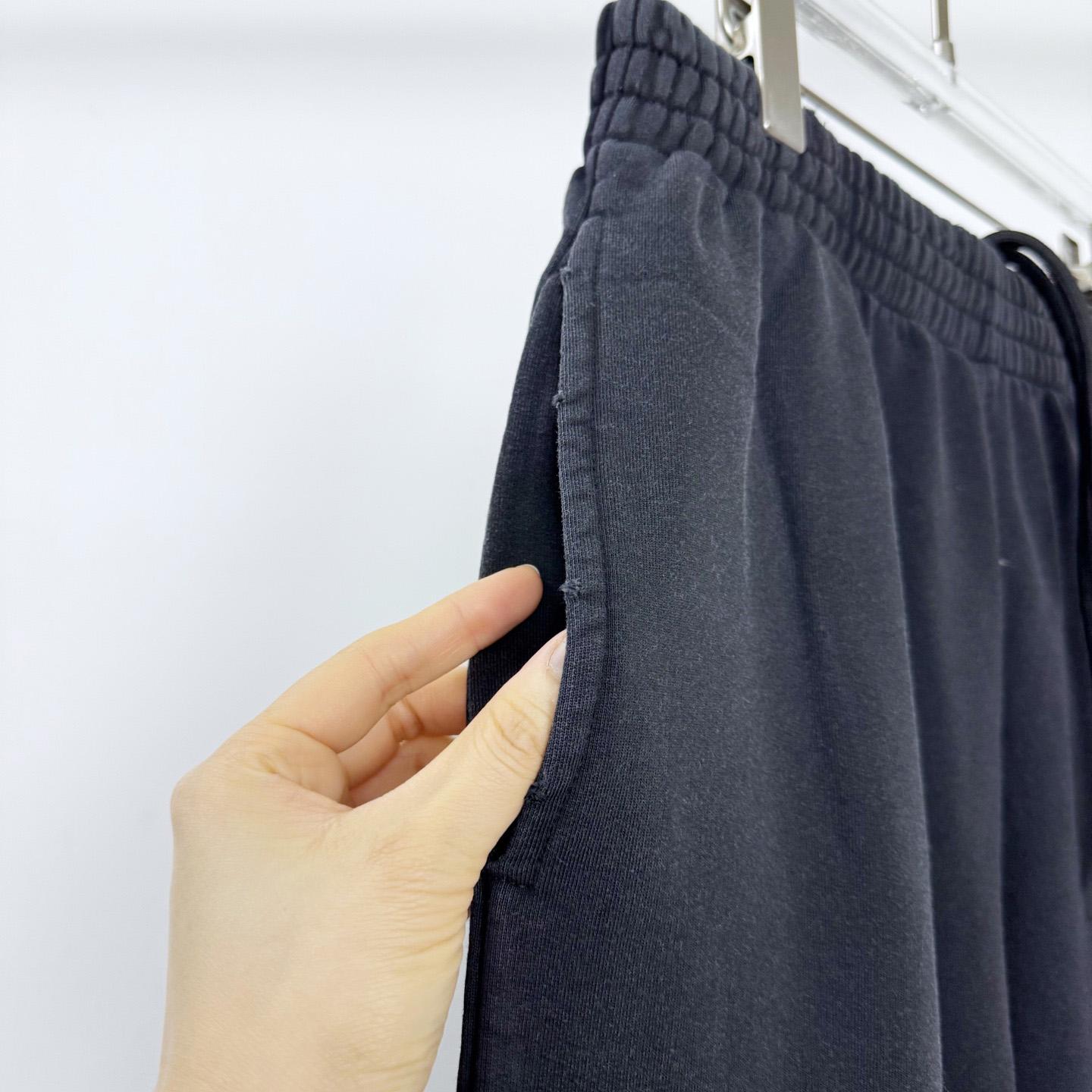 Balenciaga Tracksuit Pants - DesignerGu