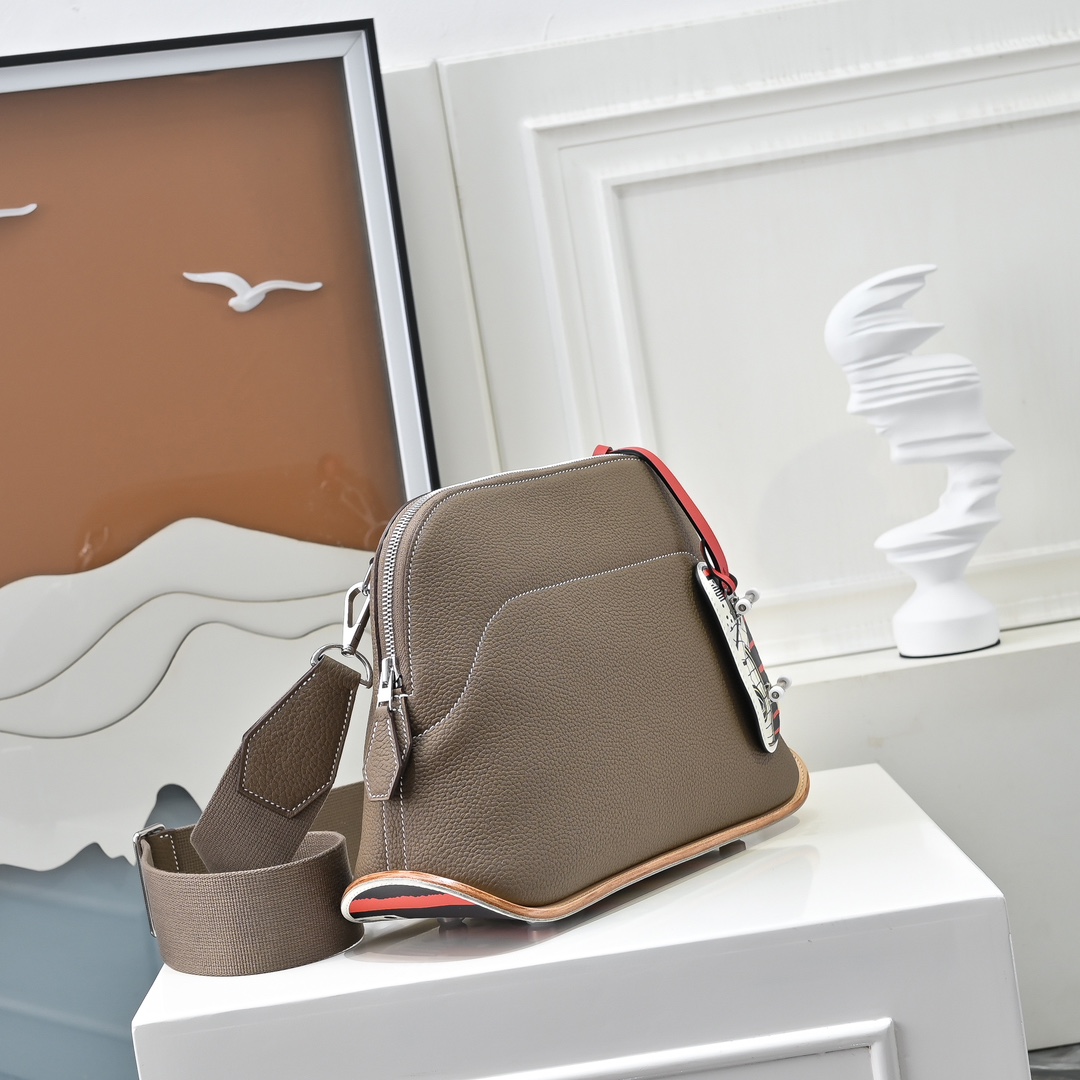 Hermès Bolide Hermès Bags   31cm - DesignerGu