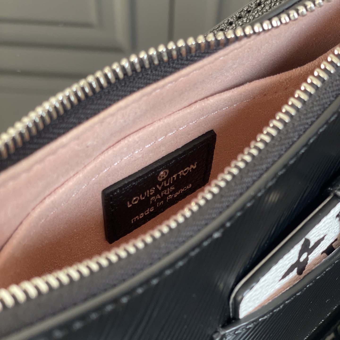 Louis Vuitton Marellini shoulder bag   M20998 - DesignerGu