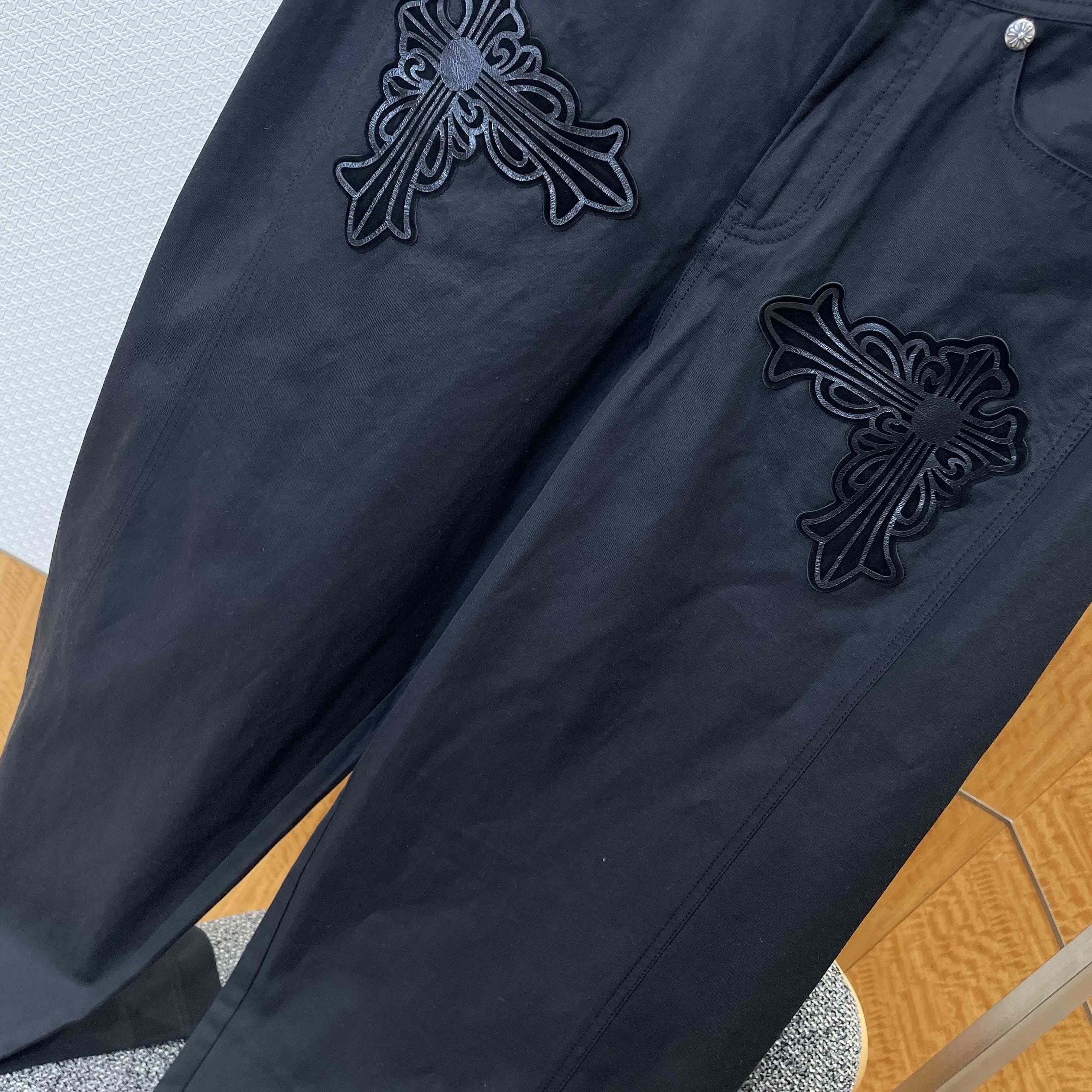 Chrome Heart Wide-leg Jeans - DesignerGu