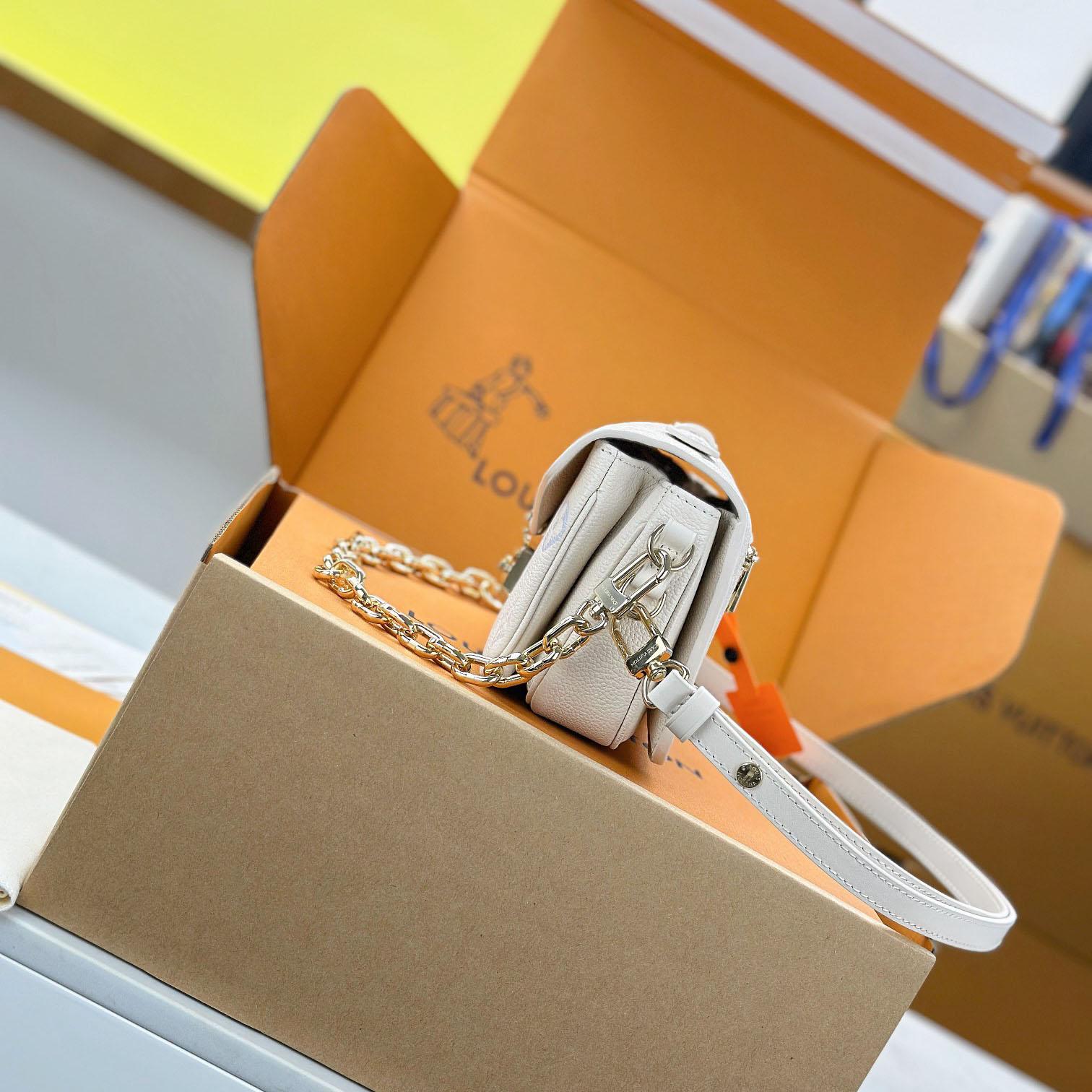 Louis Vuitton Pochette Métis East West  M25682 - DesignerGu