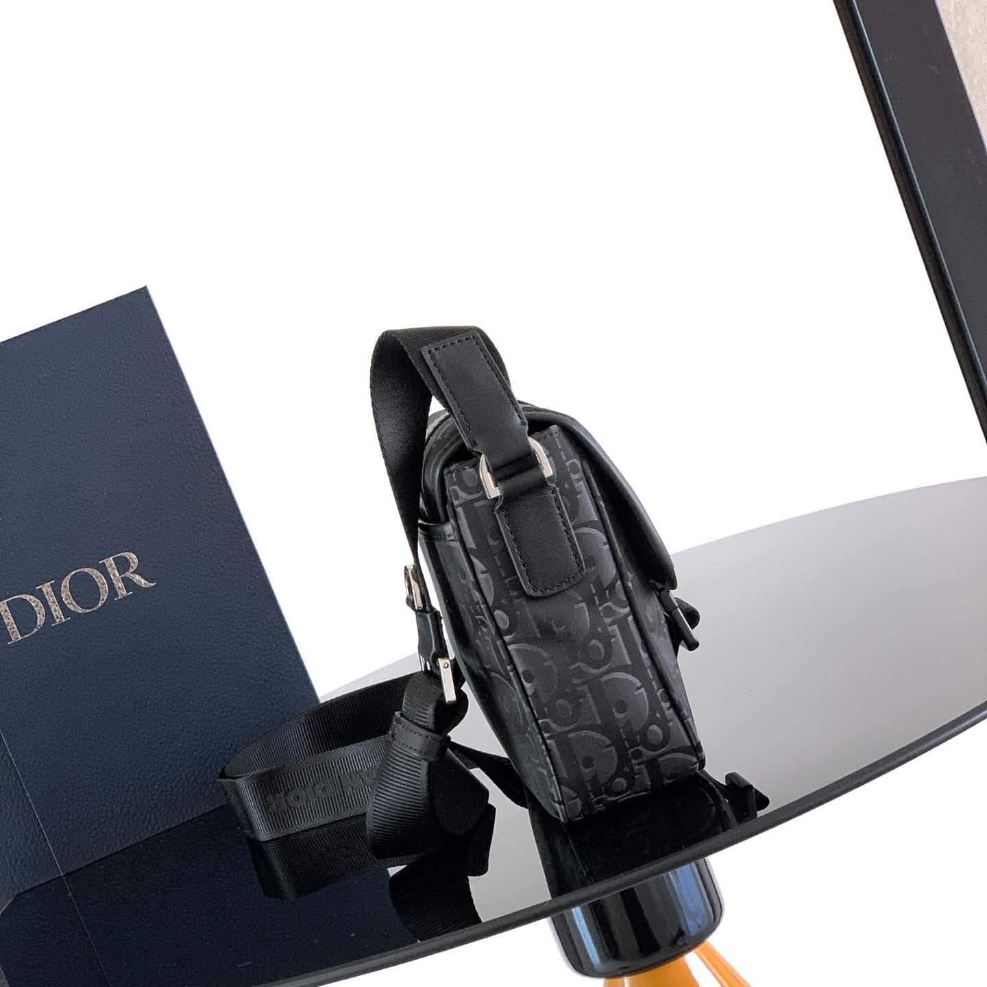 Dior Trek Messenger Bag - DesignerGu