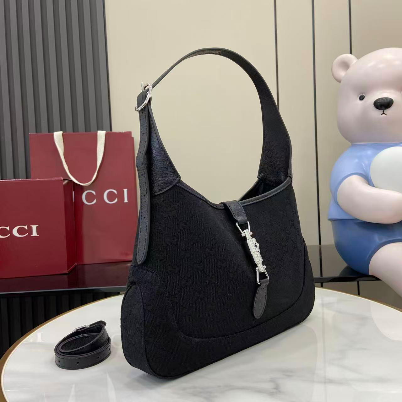 Gucci Jackie 1961 Medium Shoulder Bag 863137 - DesignerGu