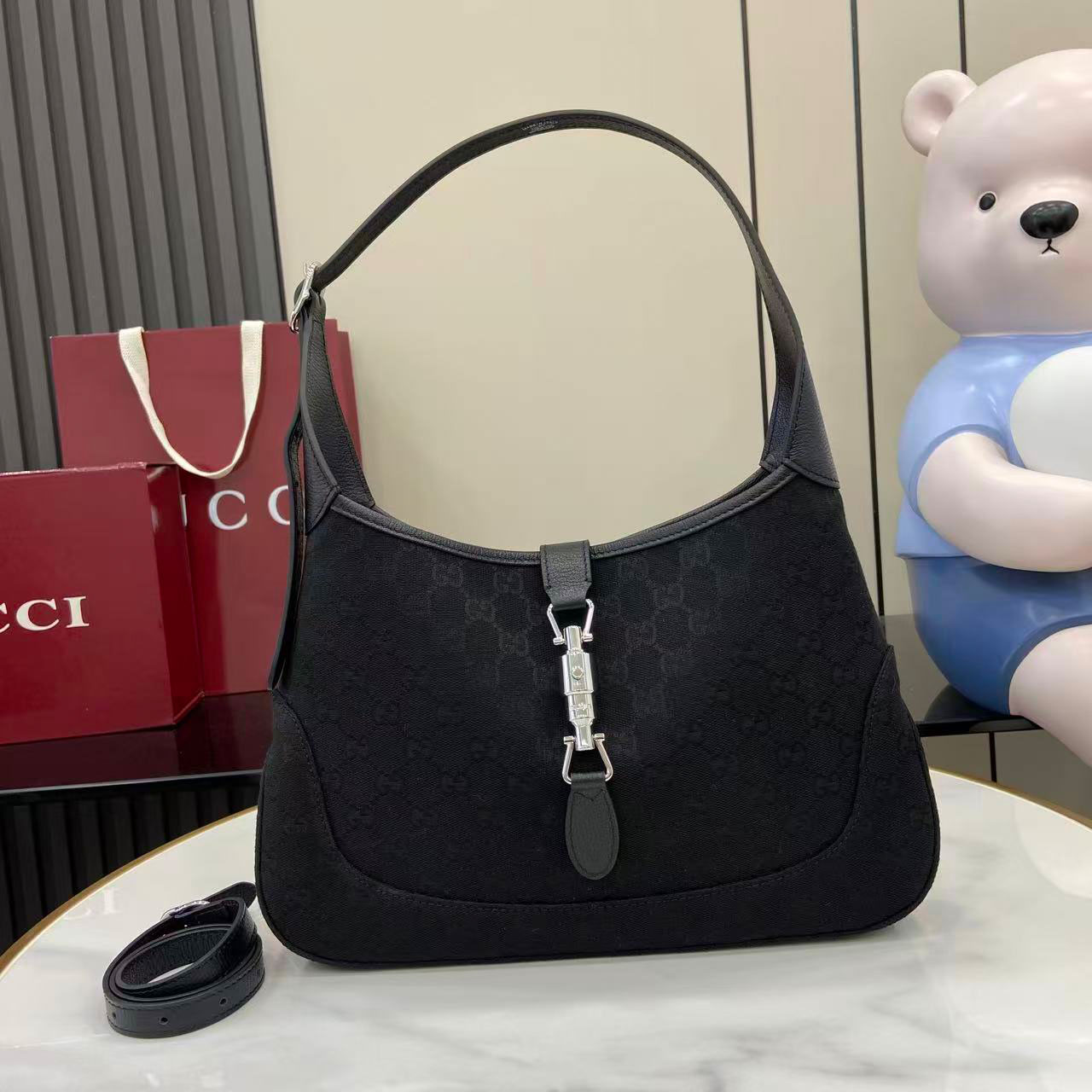 Gucci Jackie 1961 Medium Shoulder Bag 863137 - DesignerGu