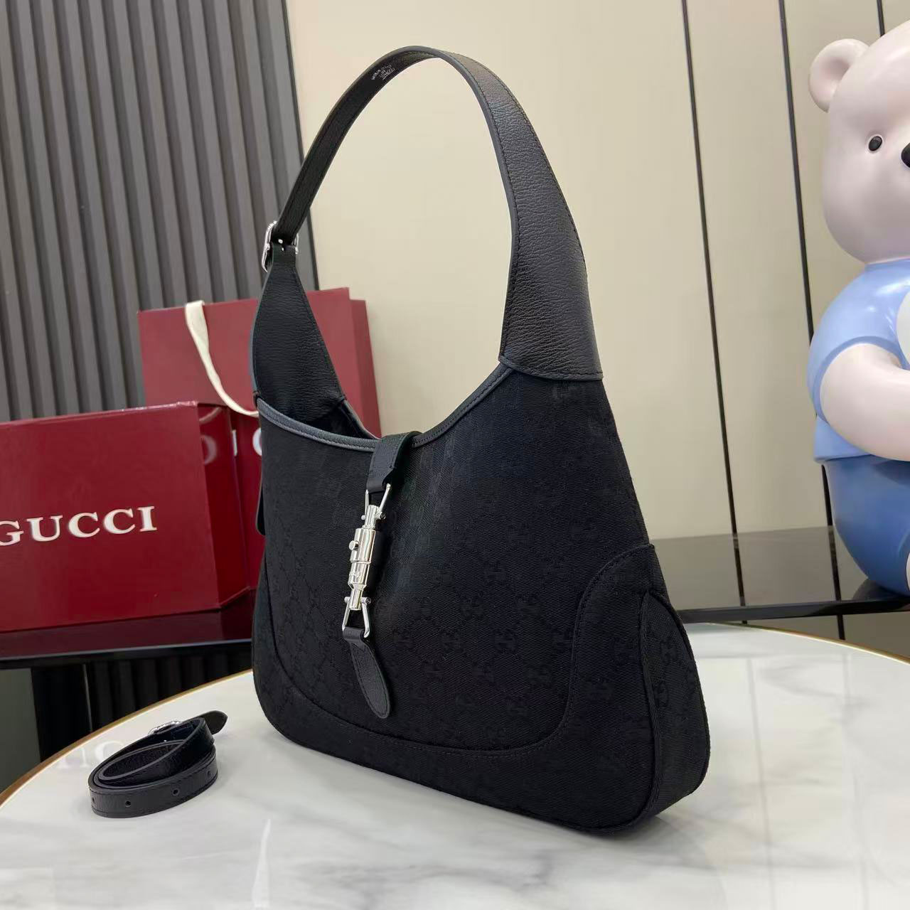 Gucci Jackie 1961 Medium Shoulder Bag 863137 - DesignerGu