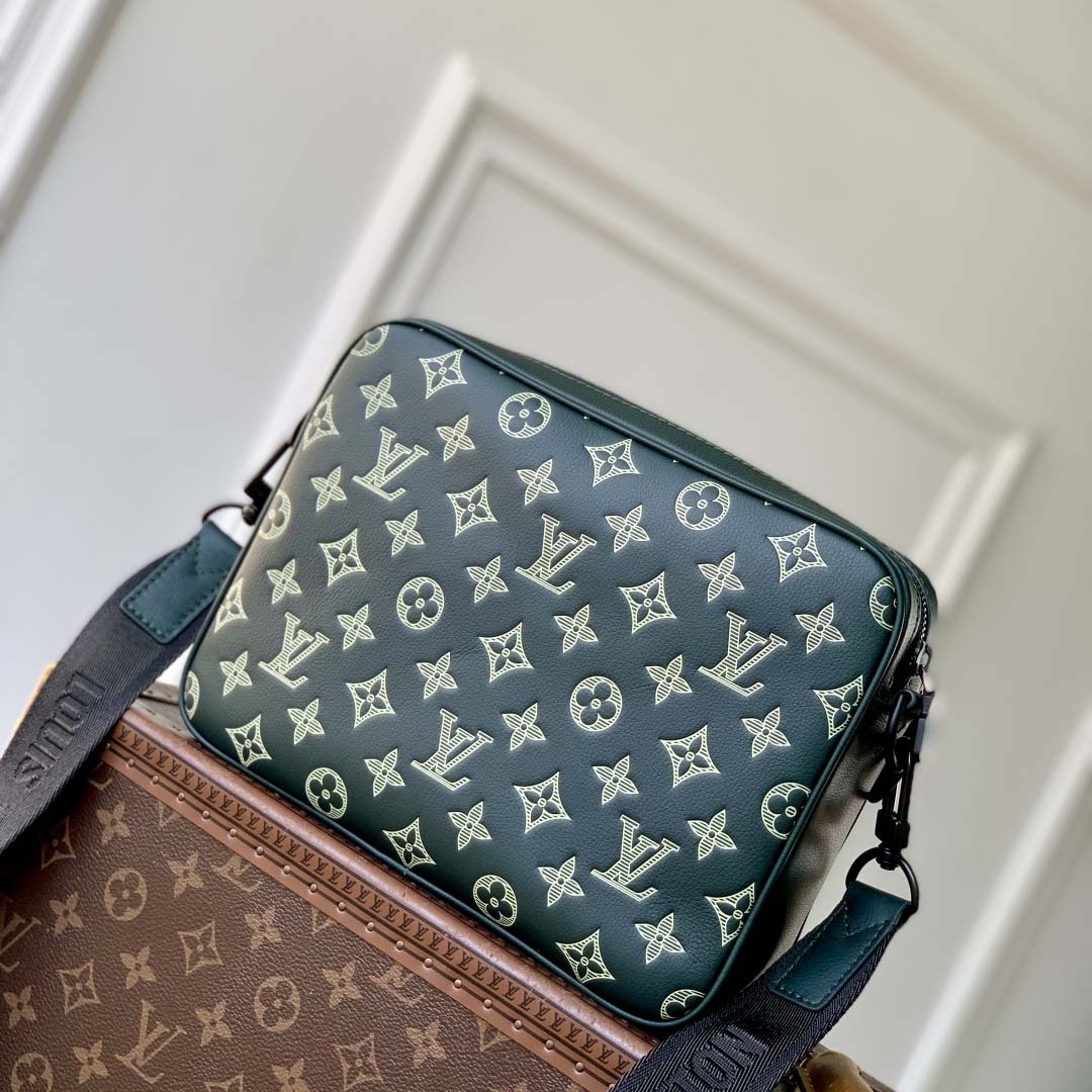 Louis Vuitton Trio Messenger   M27154 - DesignerGu