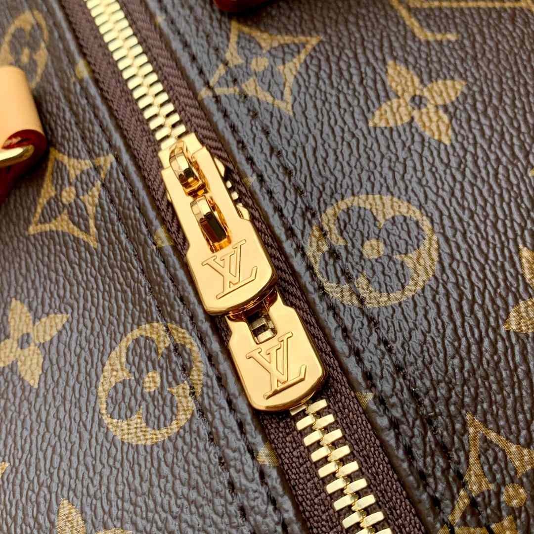 Louis Vuitton Speedy Soft 30   M26498 - DesignerGu