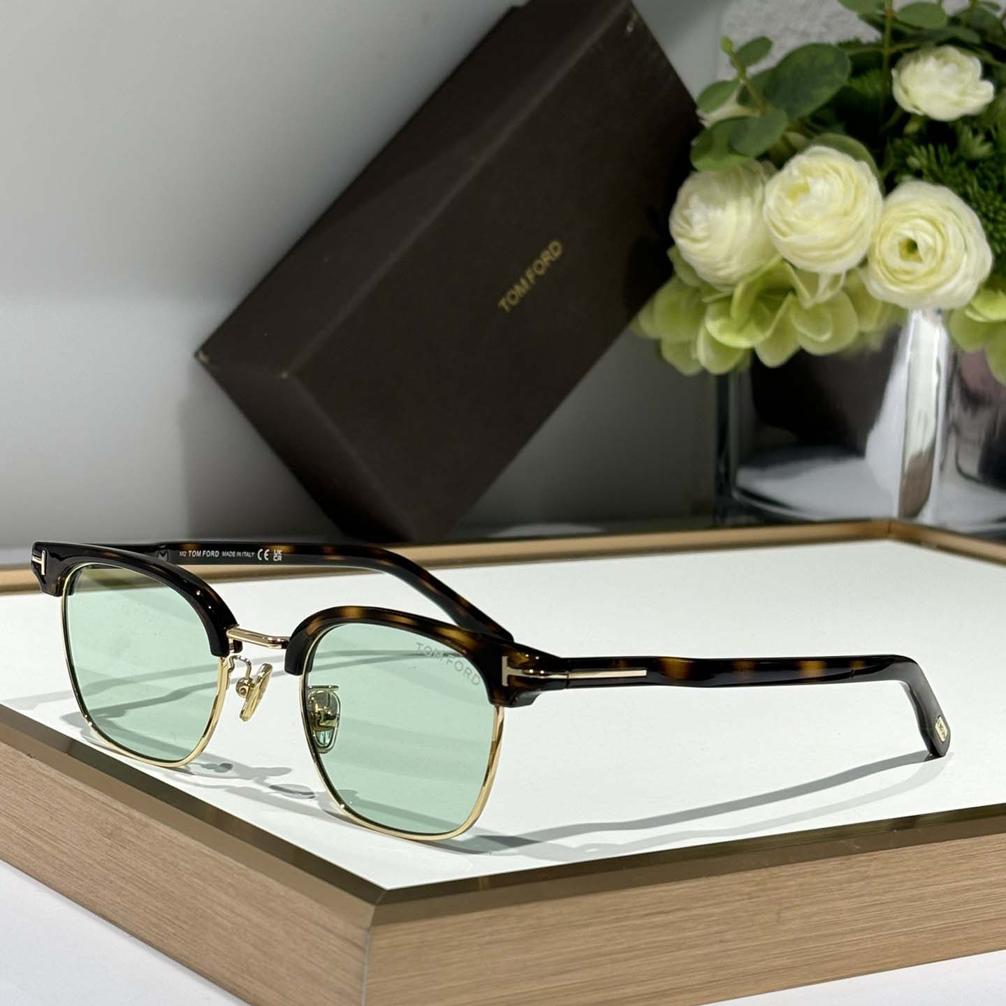 Tom Ford TF1119-D Sunglasses - DesignerGu