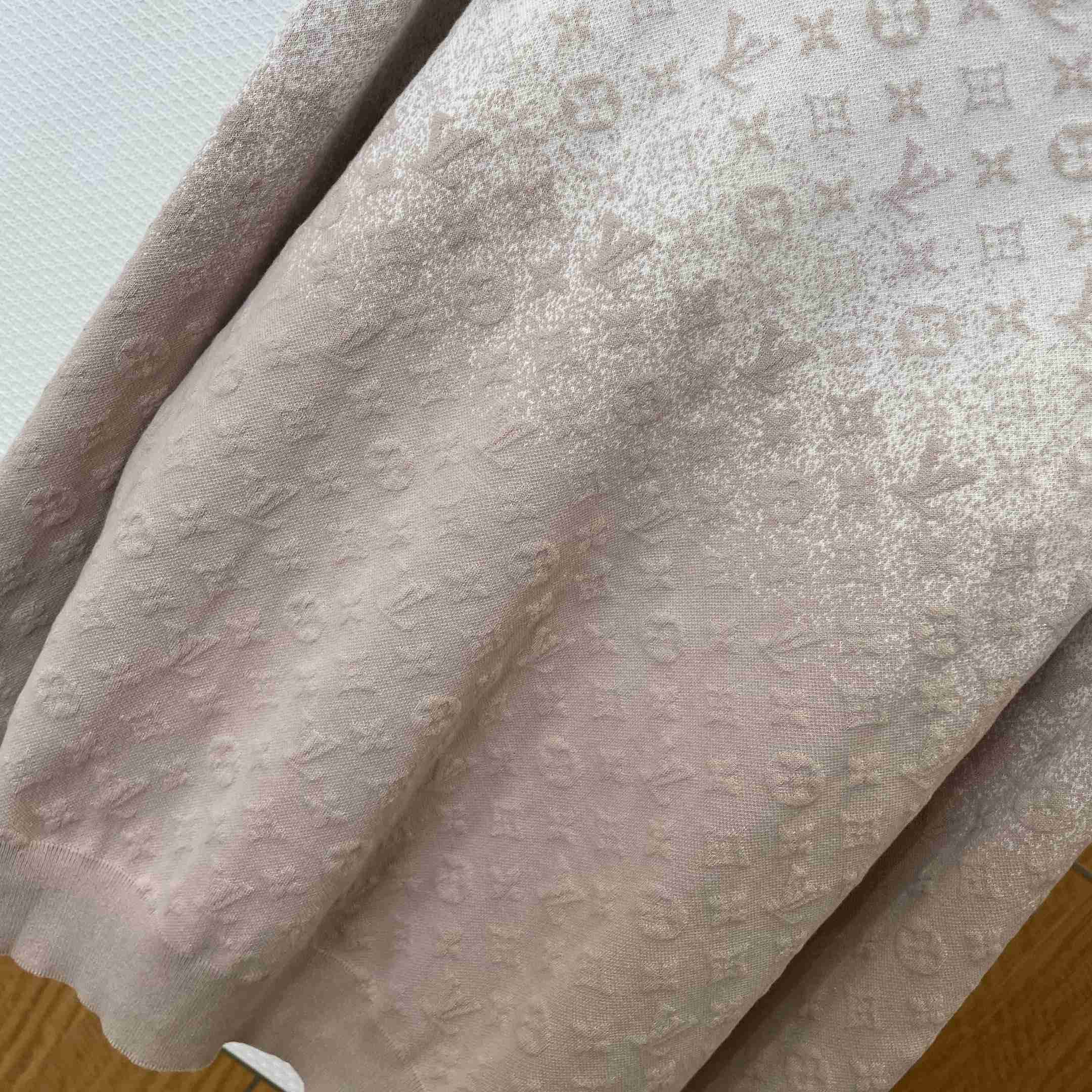 Louis Vuitton Monogram Long-Sleeved Crewneck 1AJTXA - DesignerGu