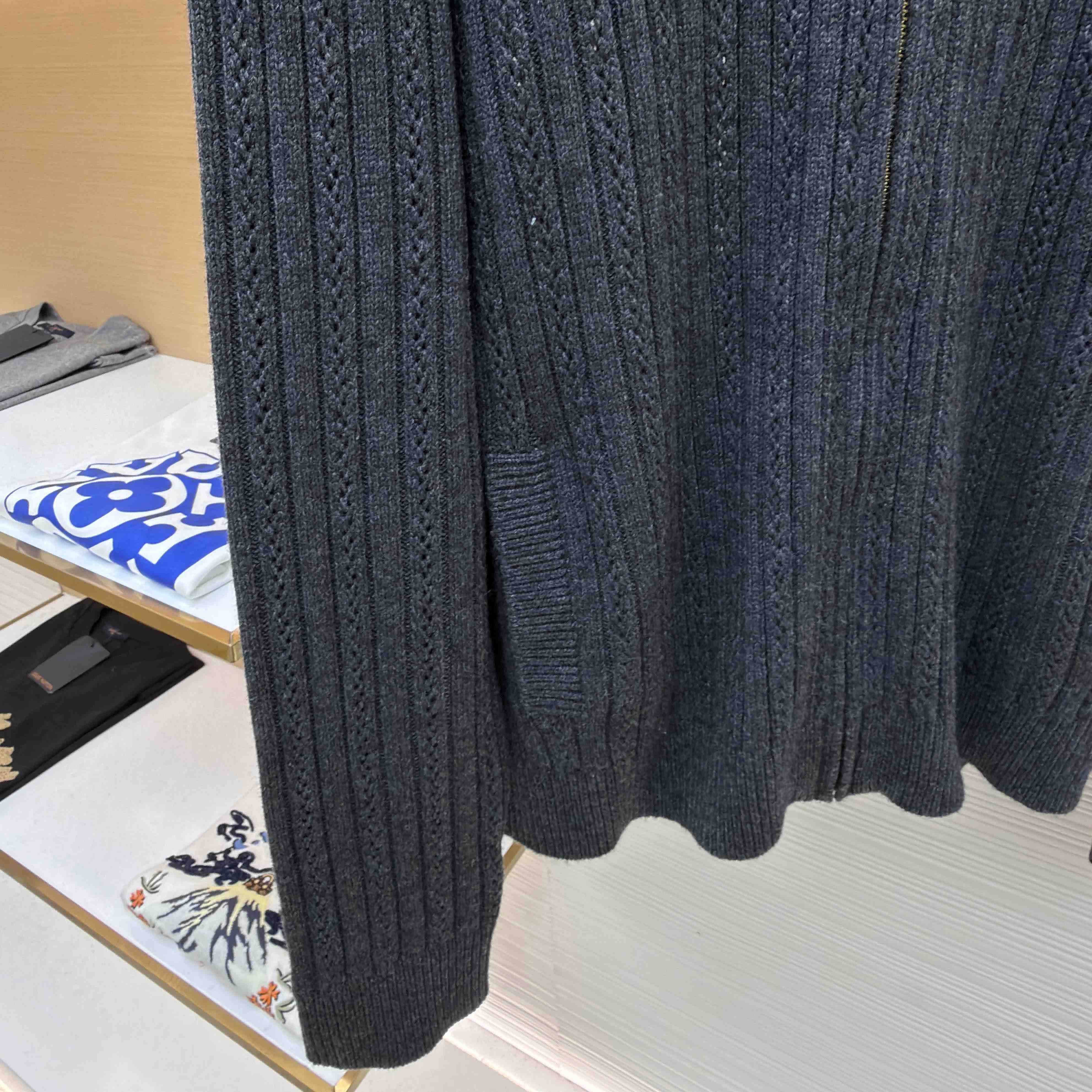 Louis Vuitton Cashmere-Wool Blouson    1AJBU9 - DesignerGu