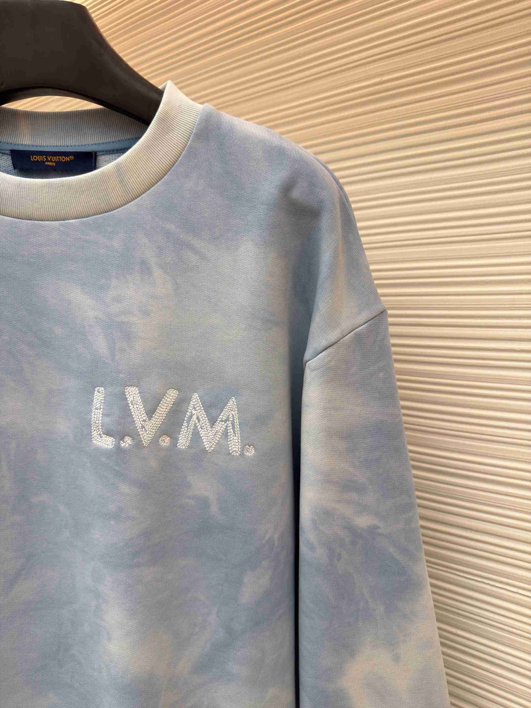 Louis Vuitton Tie-Dye Sweatshirt  1AJUZZ - DesignerGu