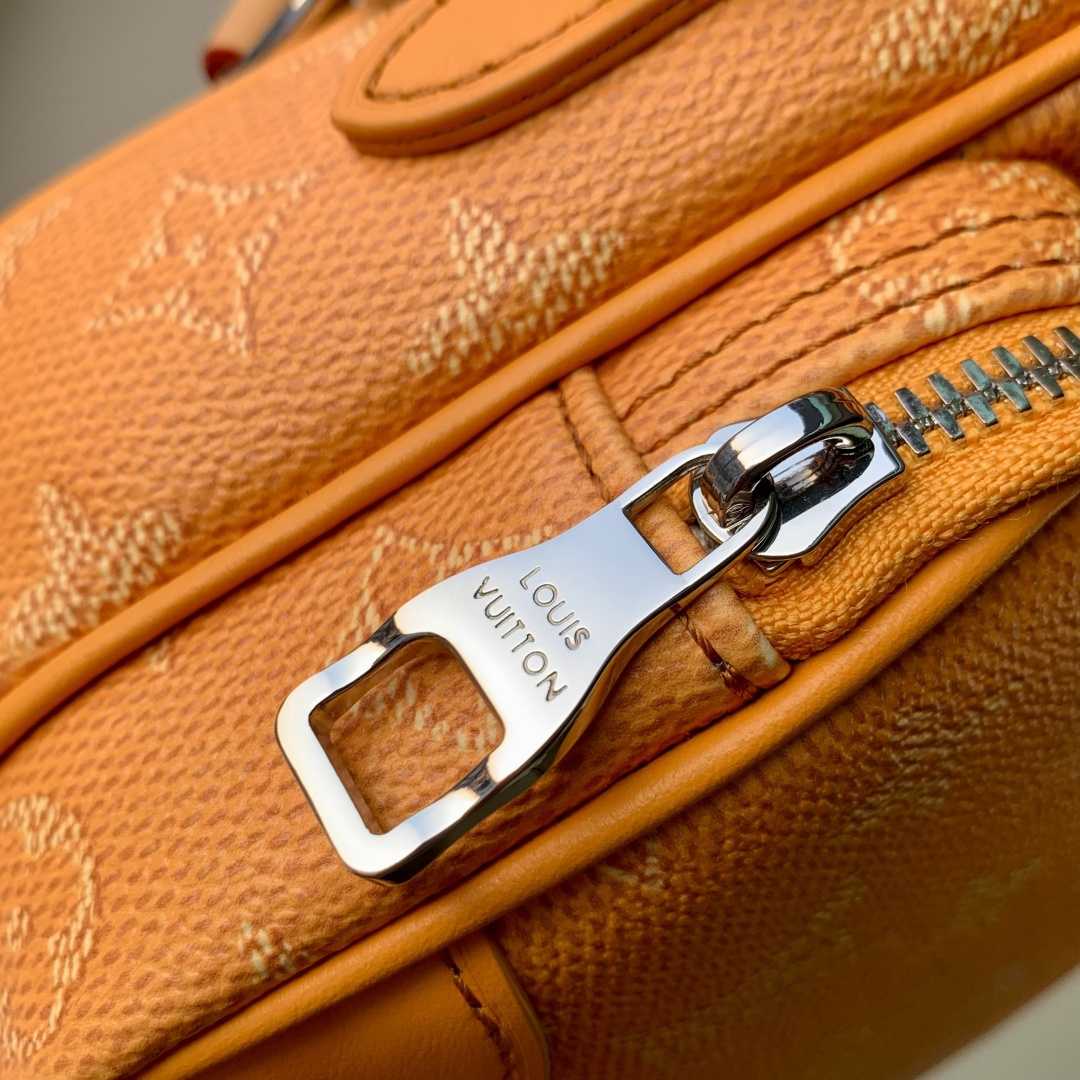 Louis Vuitton Nil Monogram    M27232 - DesignerGu