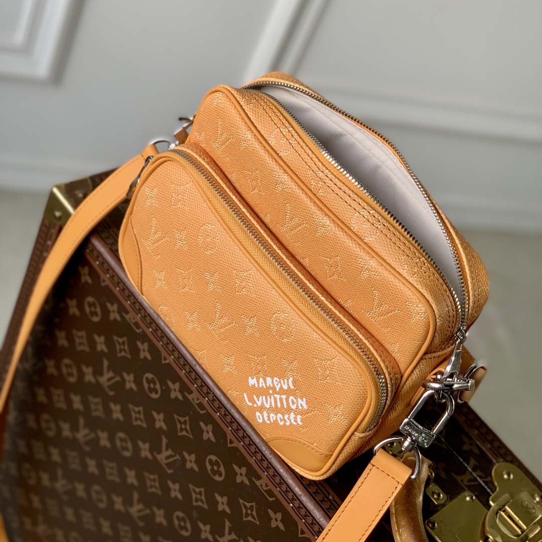 Louis Vuitton Nil Monogram    M27232 - DesignerGu