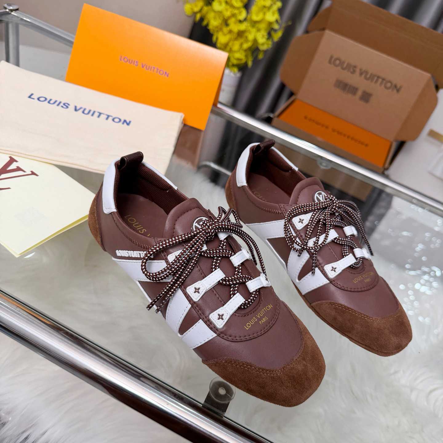 Louis Vuitton Sneakerina 1AIVMB - DesignerGu