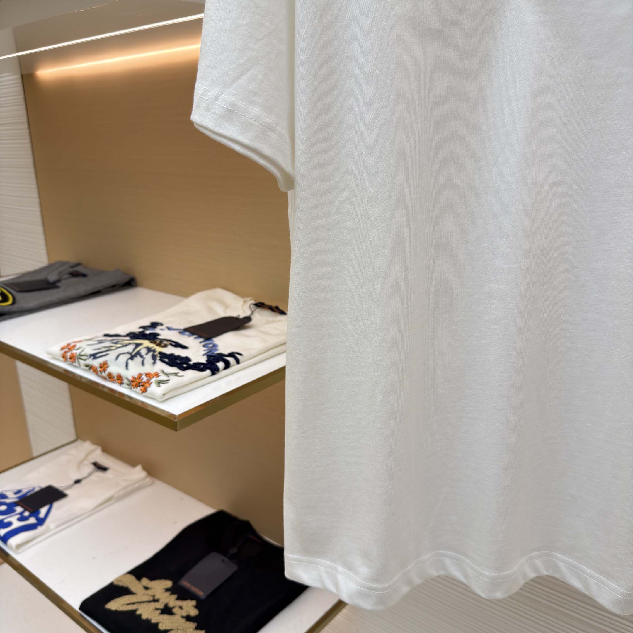 Louis Vuitton Embellished Signature Short-Sleeved T-Shirt    - DesignerGu