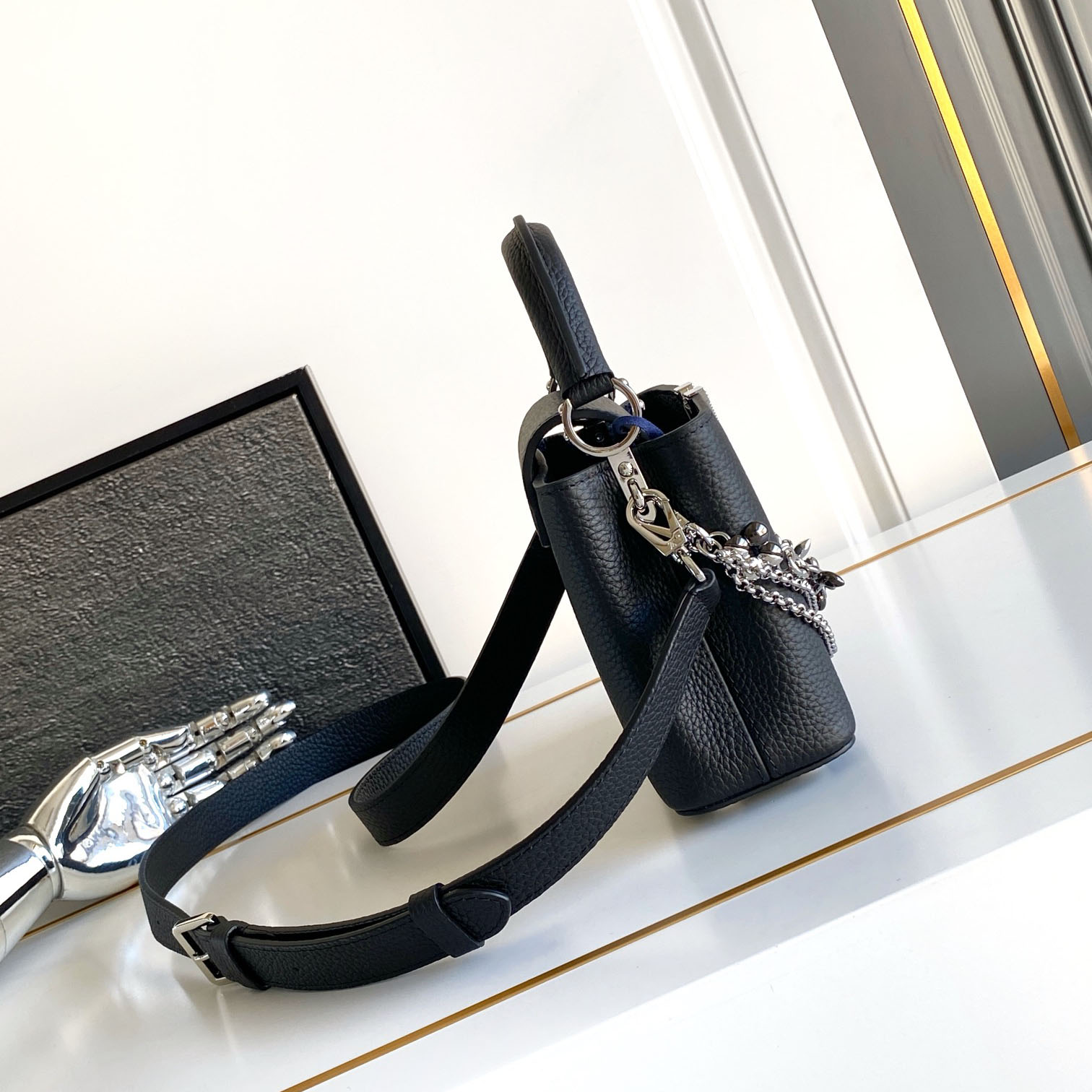 Louis Vuitton Capucines Mini M26351 - DesignerGu