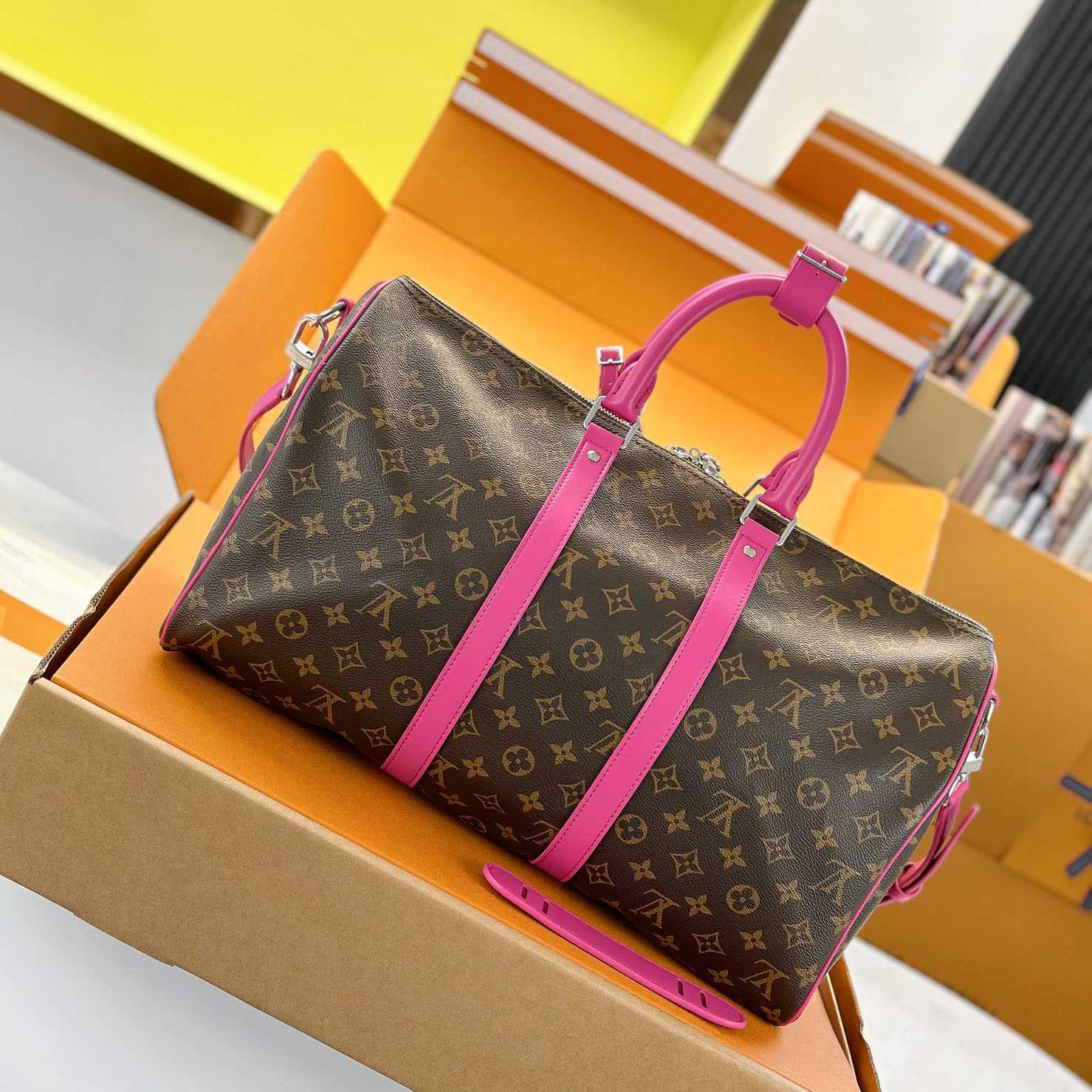 Louis Vuitton Keepall Bandoulière 45 M13807 - DesignerGu