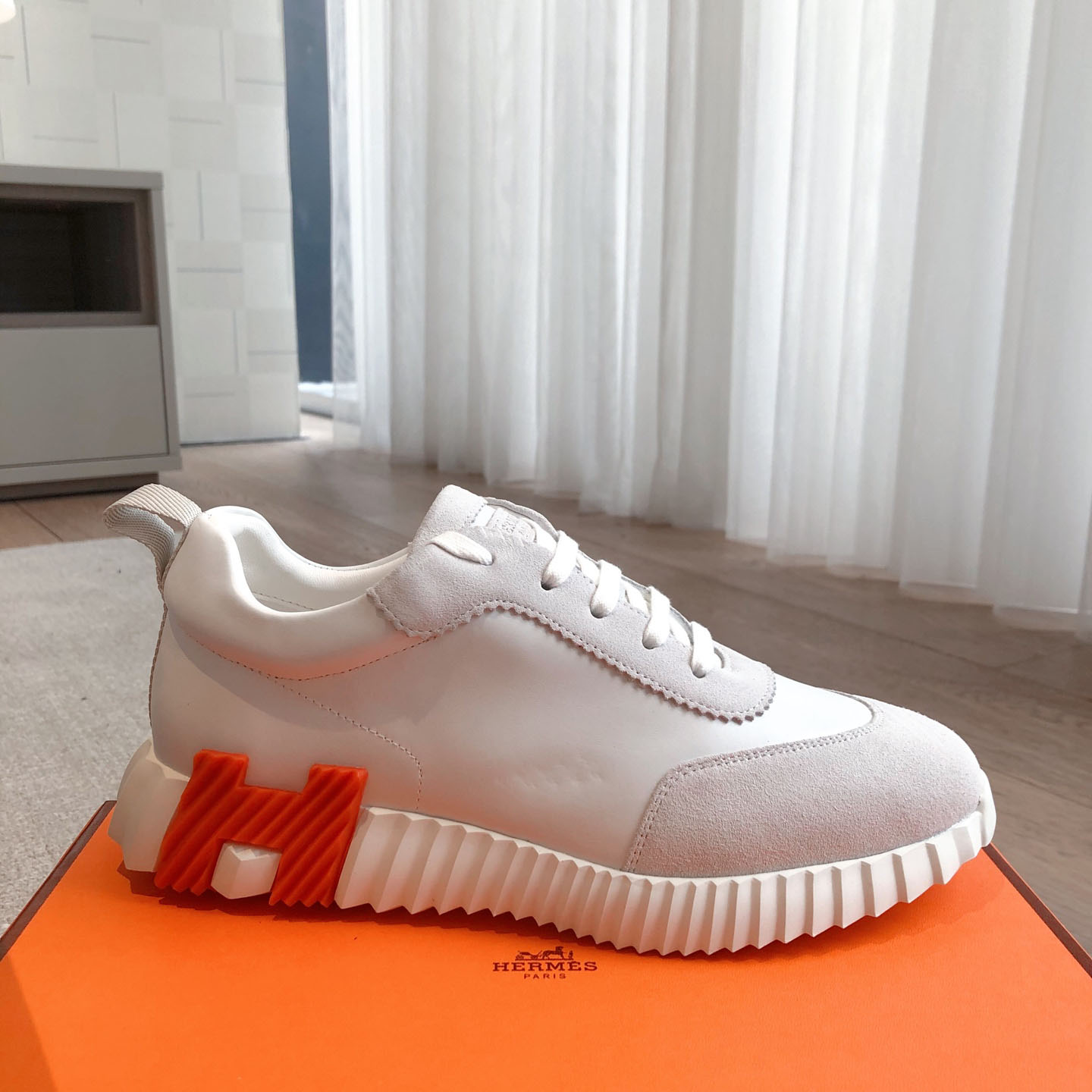 Hermes  Paris  Bouncing Calf  Sneaker  White - DesignerGu