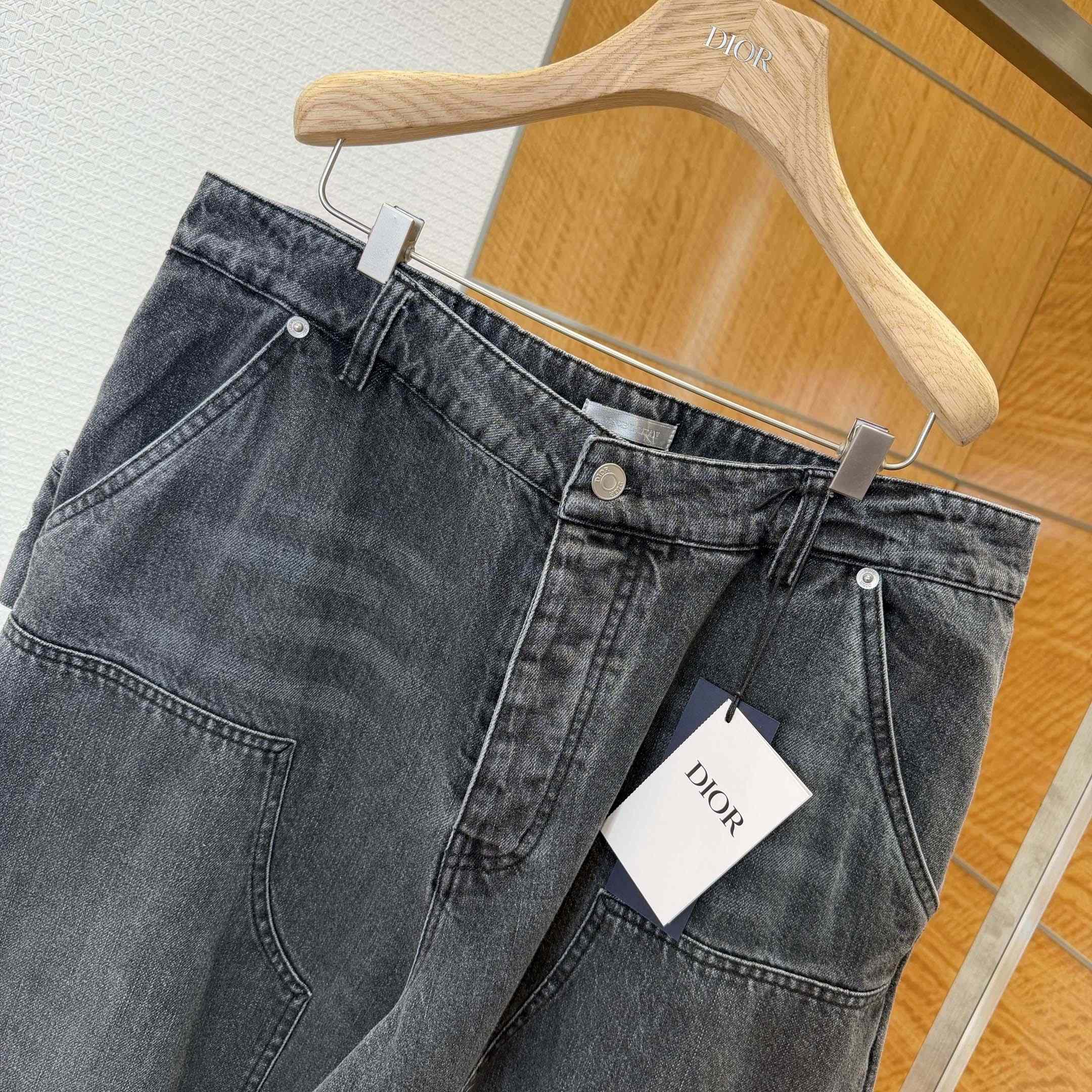 Dior CD Box Carpenter Jeans  - DesignerGu