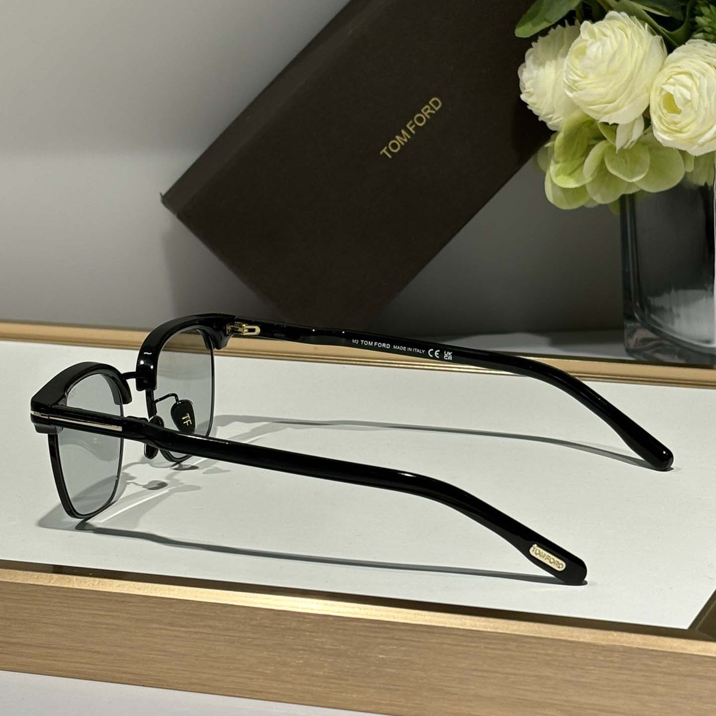 Tom Ford TF1119-D Sunglasses - DesignerGu