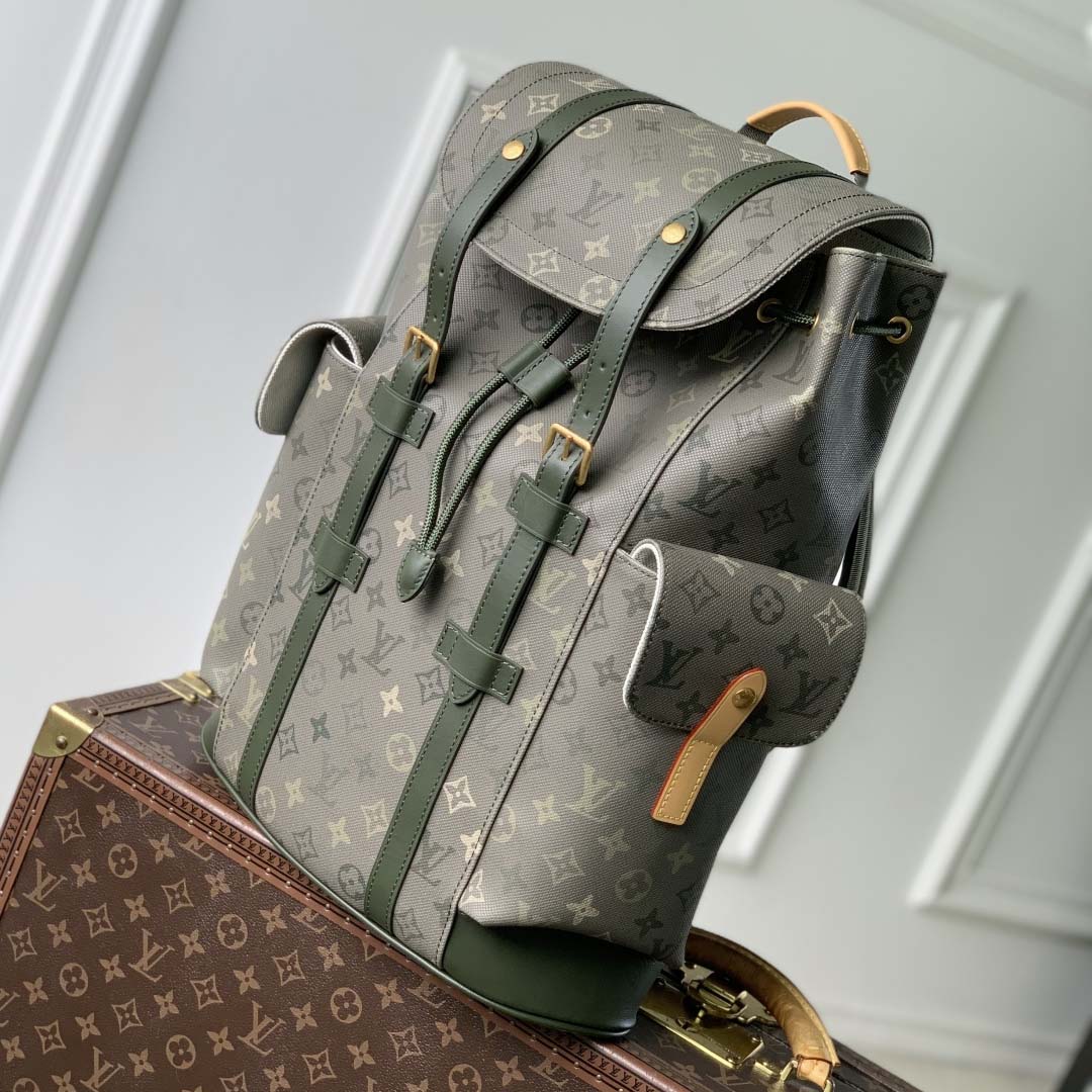  Louis Vuitton Christopher MM     M27080 - DesignerGu