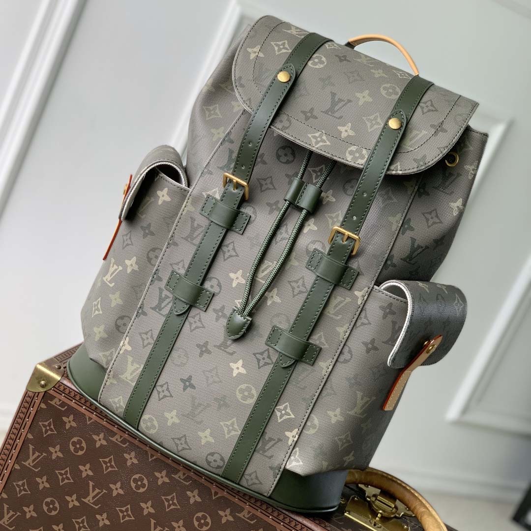  Louis Vuitton Christopher MM     M27080 - DesignerGu