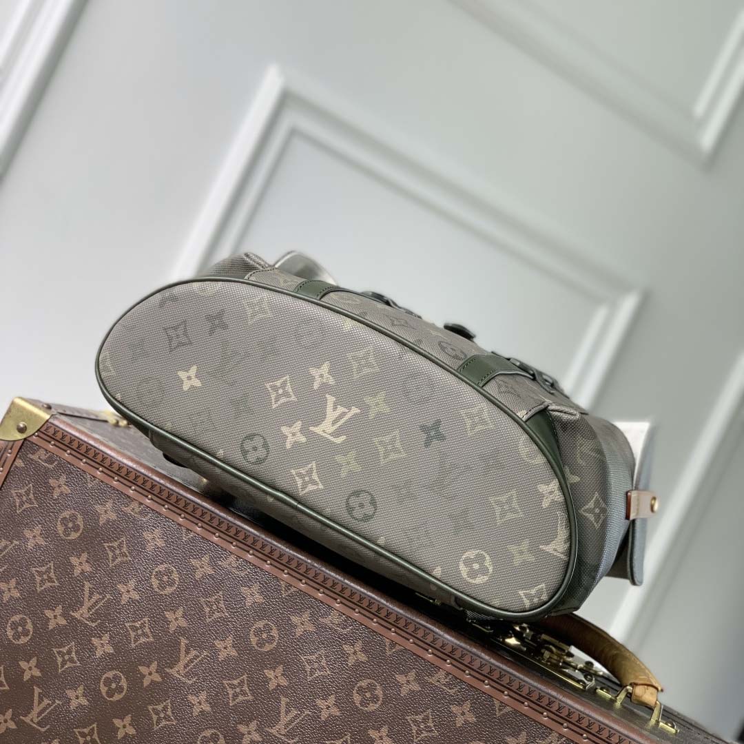  Louis Vuitton Christopher MM     M27080 - DesignerGu