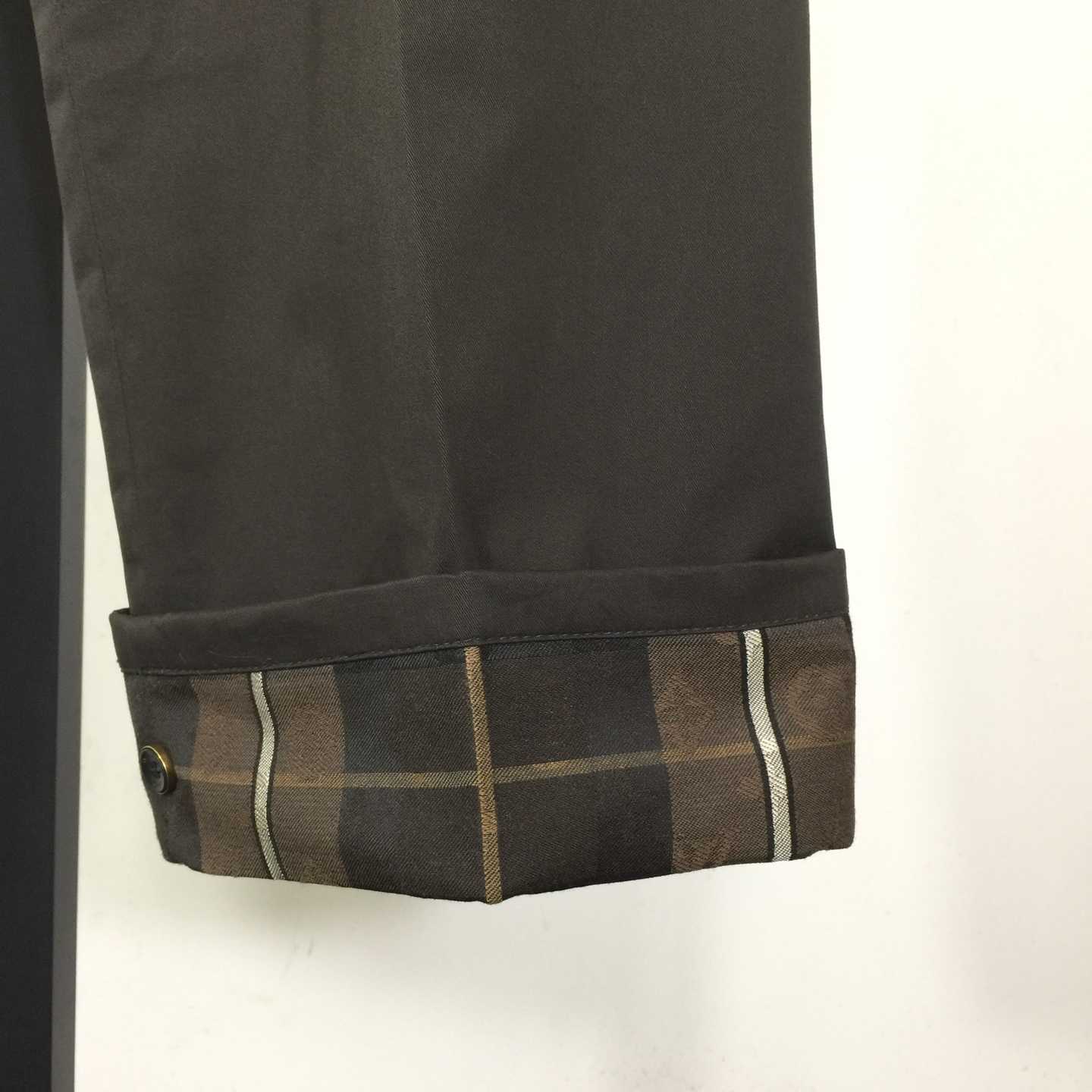 Louis Vuitton Cropped Chino Pants   - DesignerGu