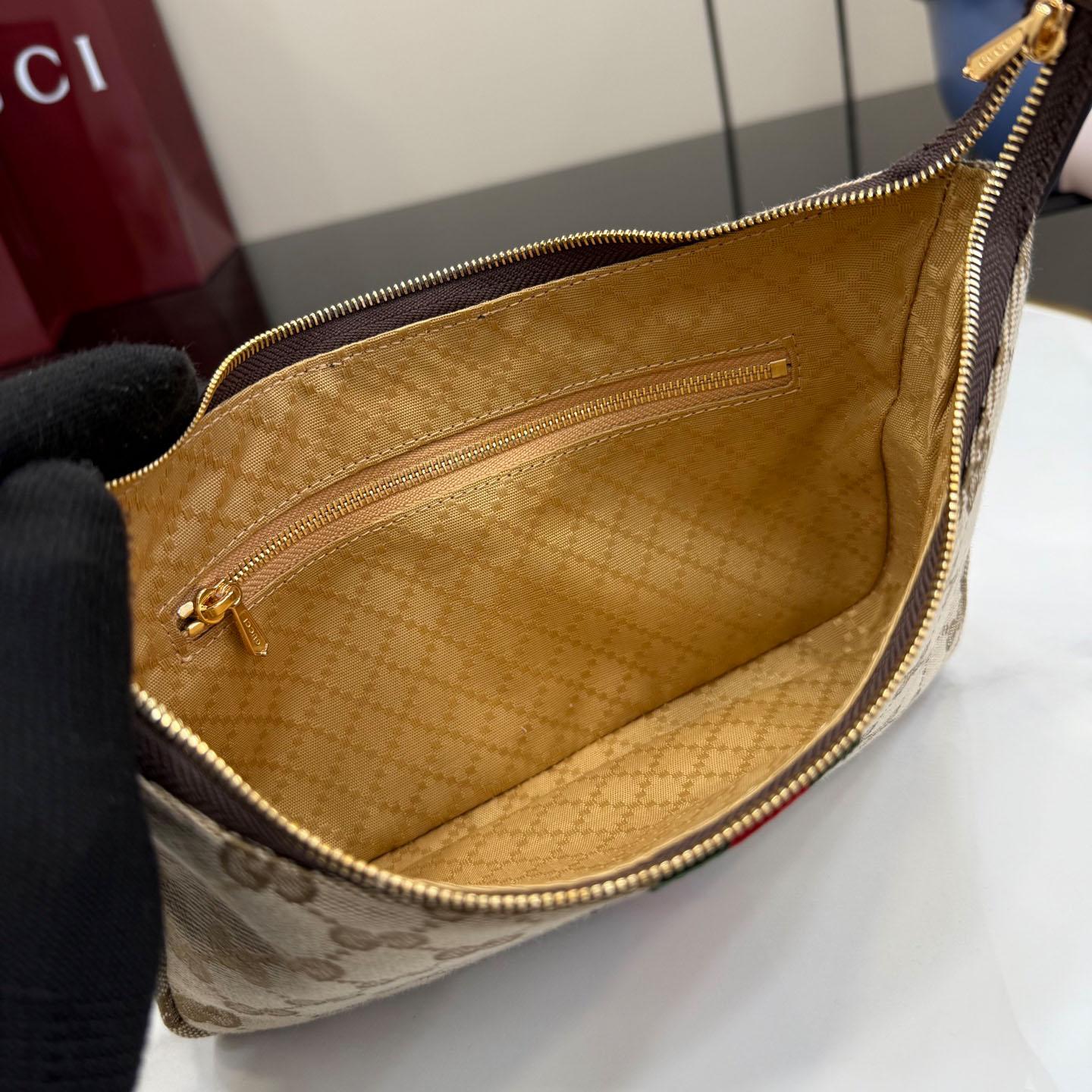 Gucci Lunetta Small Crossbody Bag 863406 - DesignerGu