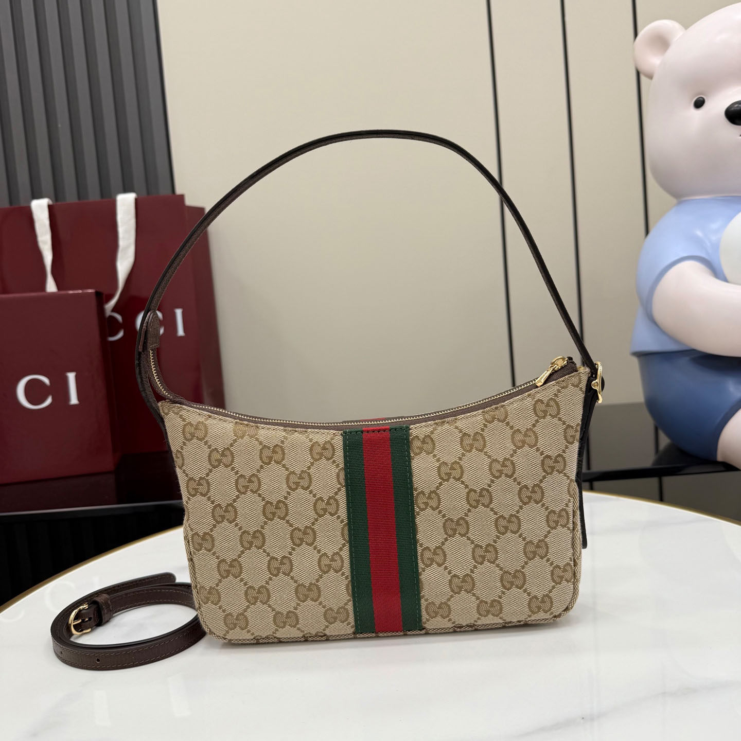 Gucci Lunetta Small Crossbody Bag 863406 - DesignerGu