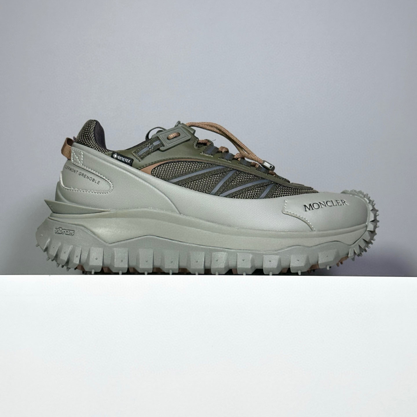 Moncler Trailgrip GTX Sneakers - DesignerGu