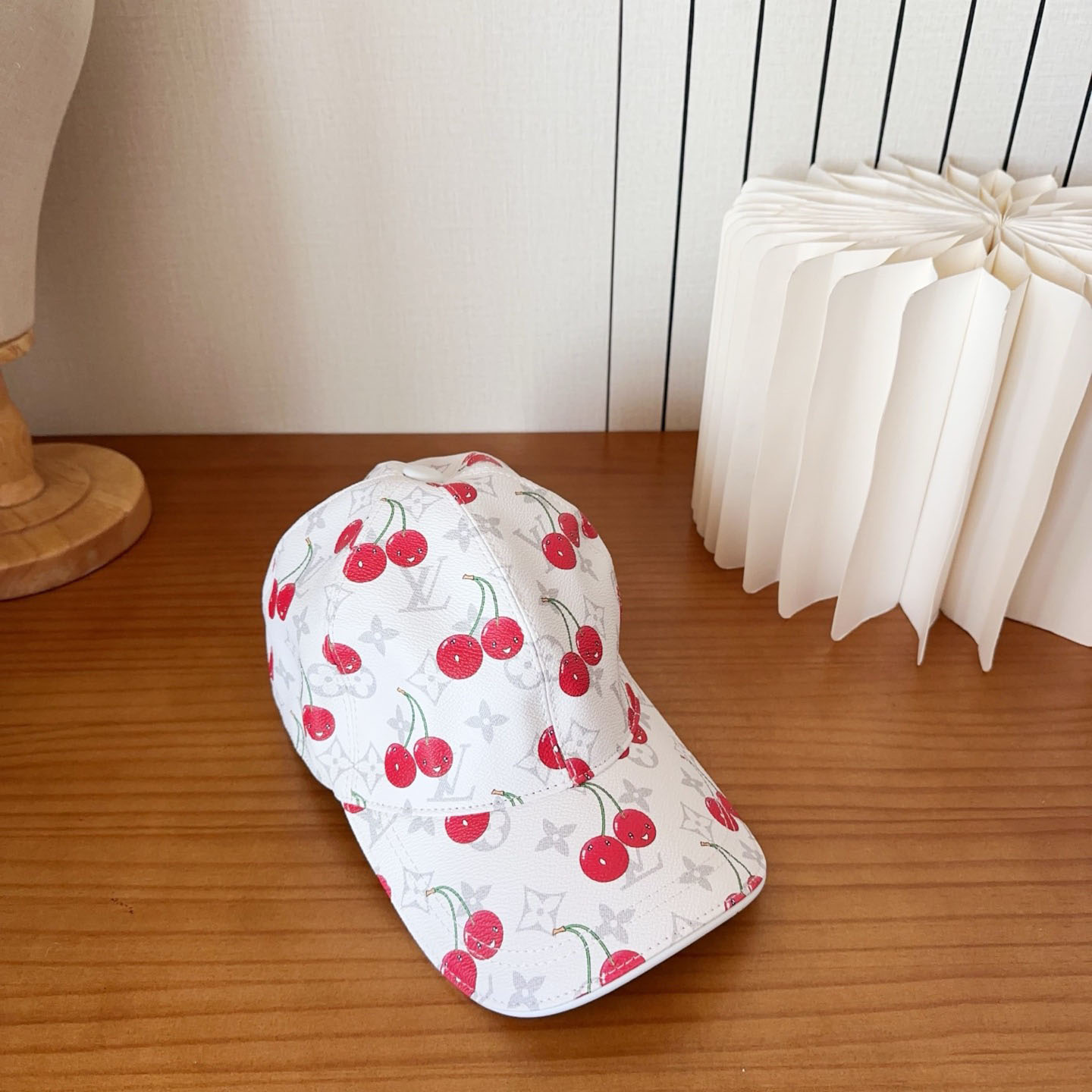 Louis Vuitton Cap - DesignerGu