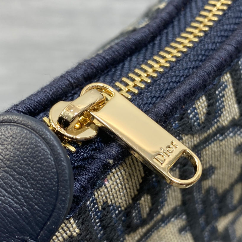 Dior Oblique Bow Pouch with Chain - DesignerGu