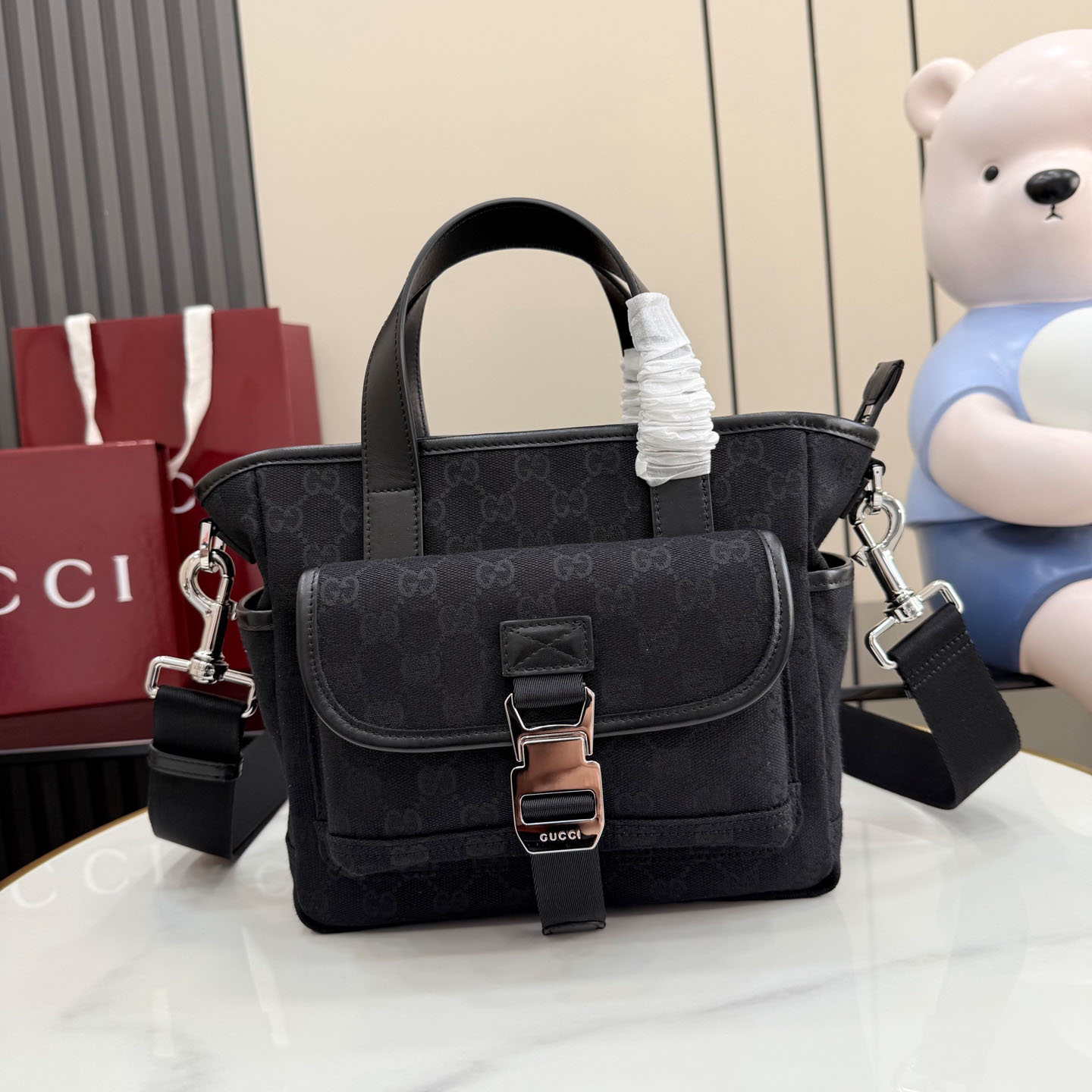 Gucci GG Canvas Small Tote Bag 854743 - DesignerGu