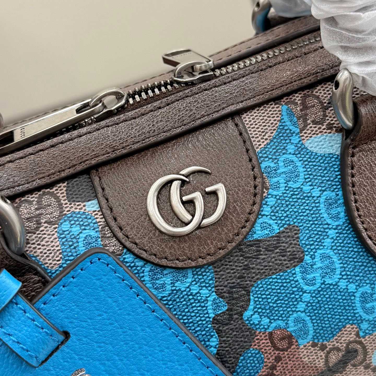 Gucci GG Small Duffle Bag 854860 - DesignerGu