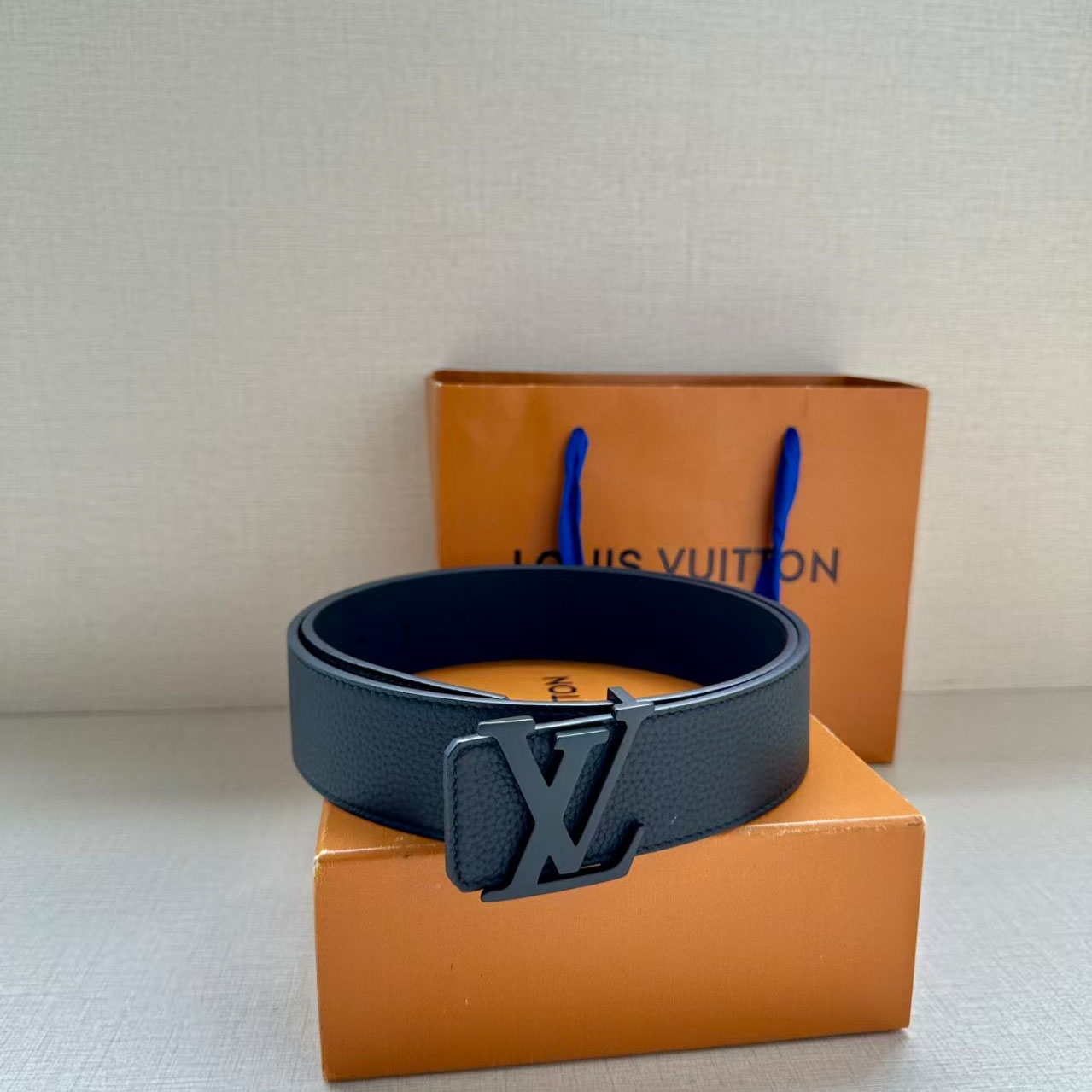 Louis Vuitton Initiales 40mm Reversible Belt - DesignerGu