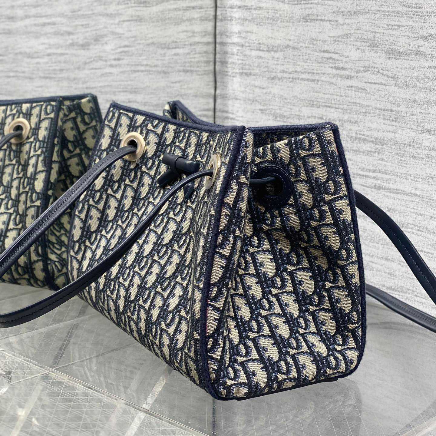 Dior Small Shopping Bag - DesignerGu