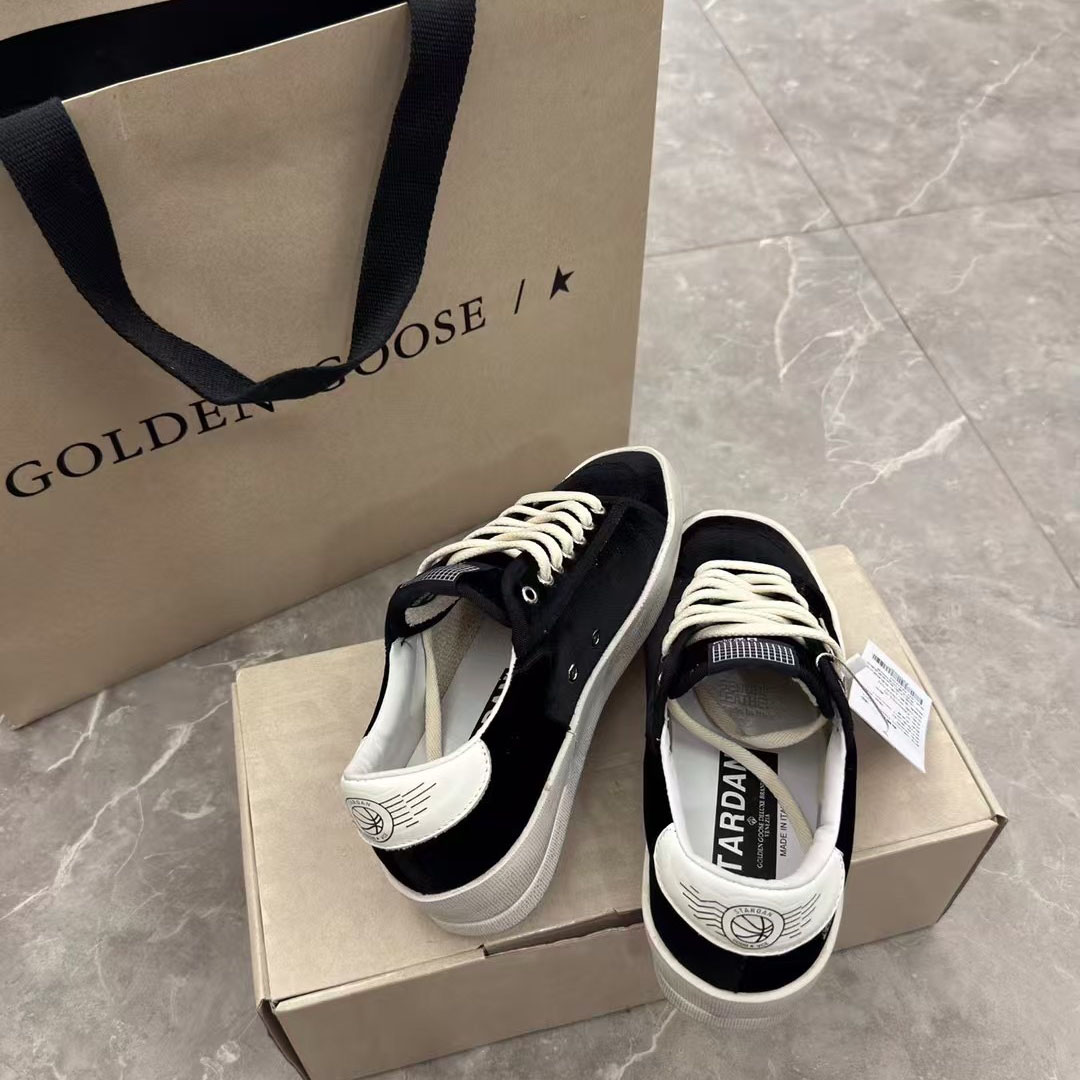 Golden Goose Exclusive Haus Of Dreamers Stardan in Velvet | White x Black - DesignerGu