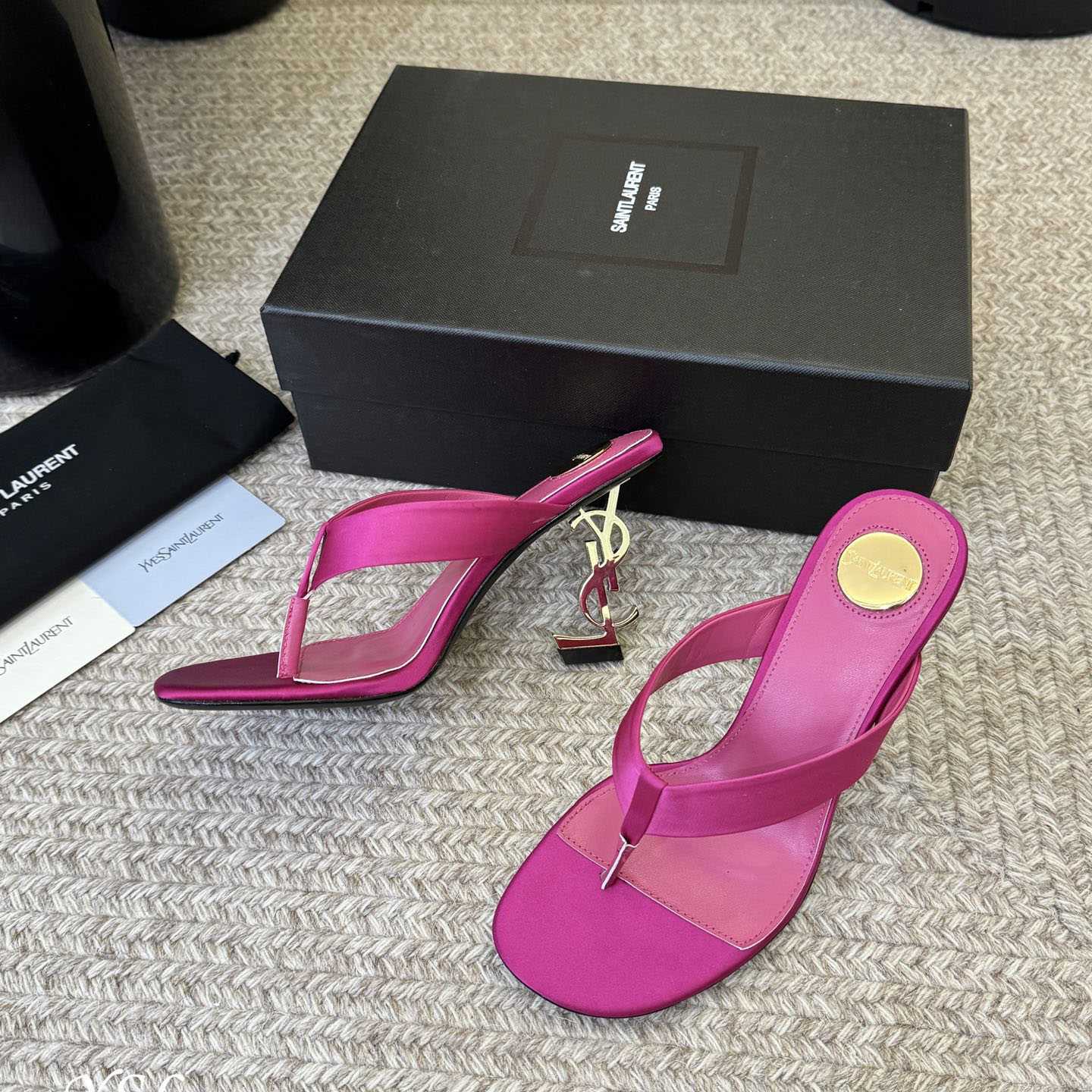 Saint Laurent OPYUM Mules In Satin  Crepe - DesignerGu