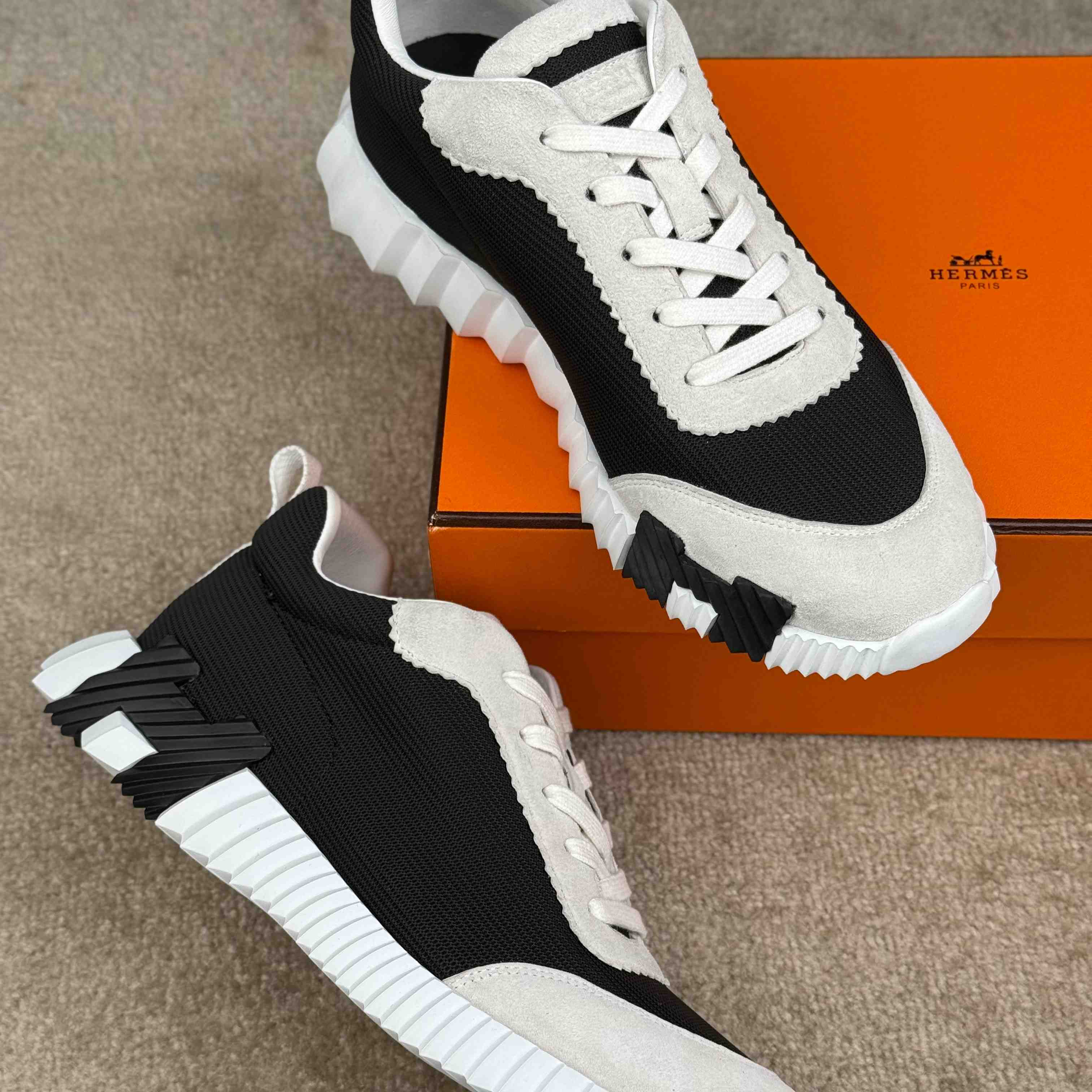 Hermes Bouncing Sneaker - DesignerGu