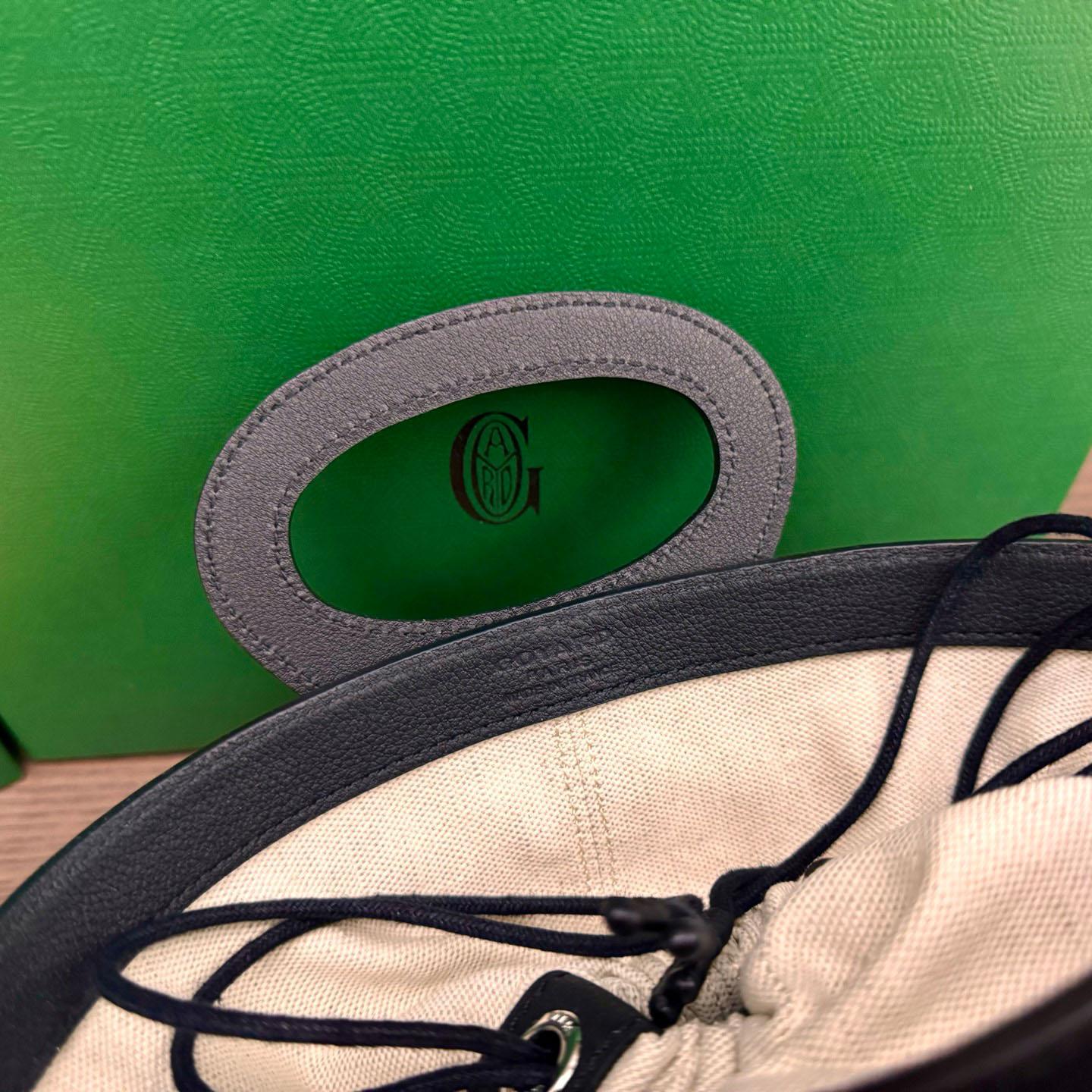 Goyard Beluga Mini Bag - DesignerGu