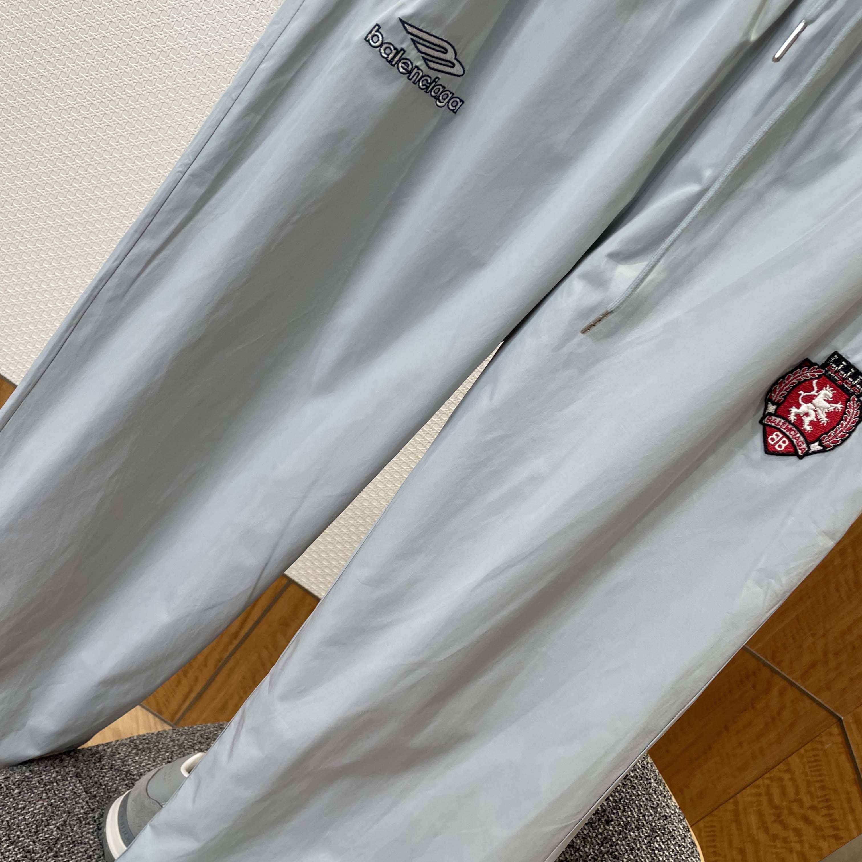 Balenciaga 3B Football Tracksuit Pants In New Grey - DesignerGu