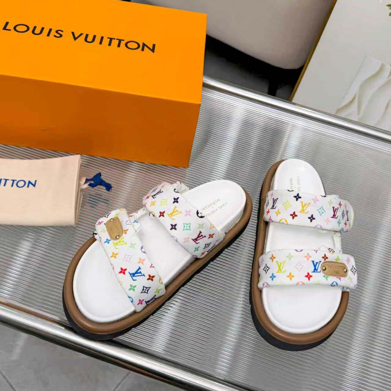 Louis Vuitton LV x TM Pool Pillow Comfort Mule   1AJNEW - DesignerGu