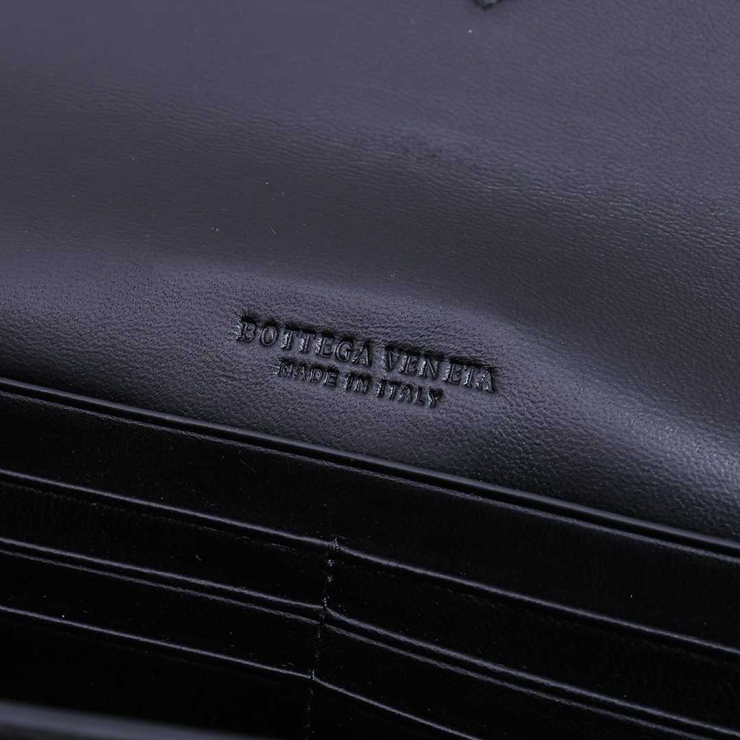 Bottega Veneta Andiamo Clutch 31*13*3cm - DesignerGu